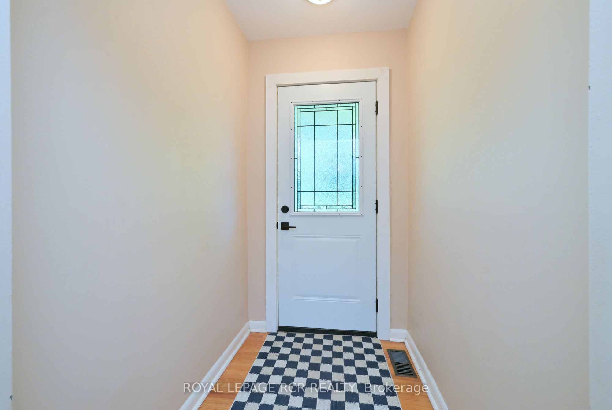 18 Doner Street, New Tecumseth, ON L9R 1M6 photo 5