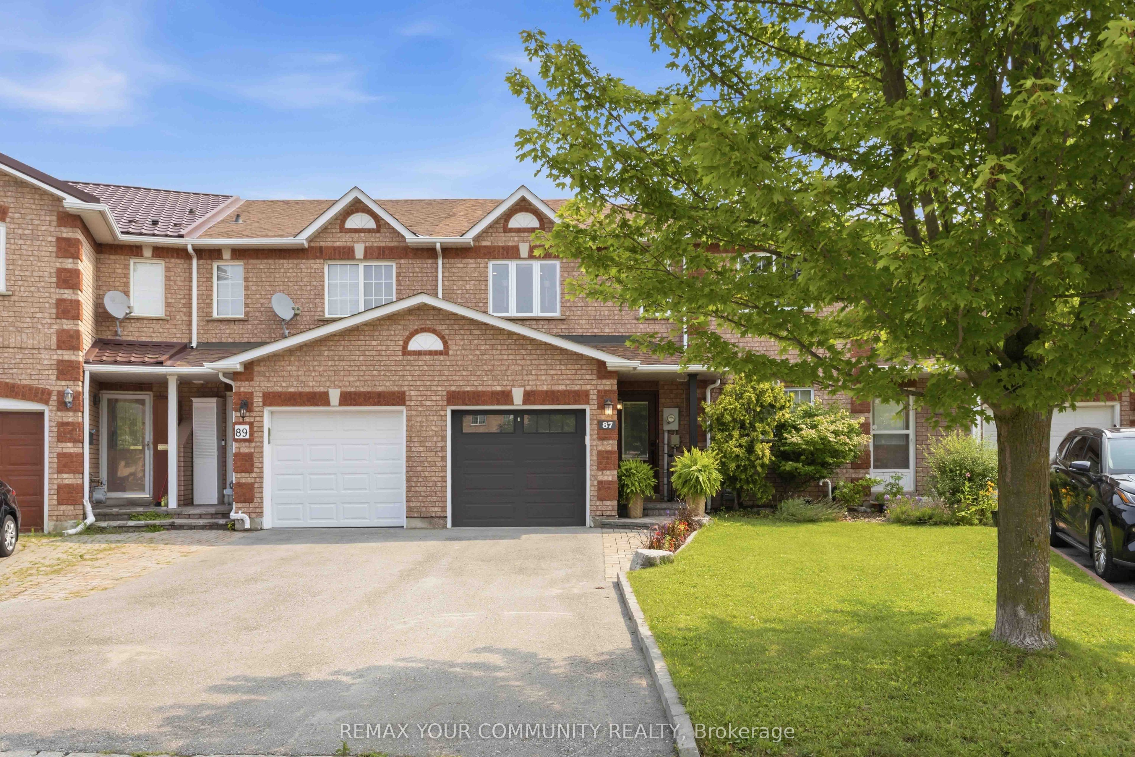 87 Lancaster Court, Georgina, ON L4P 2Z9 photo 2