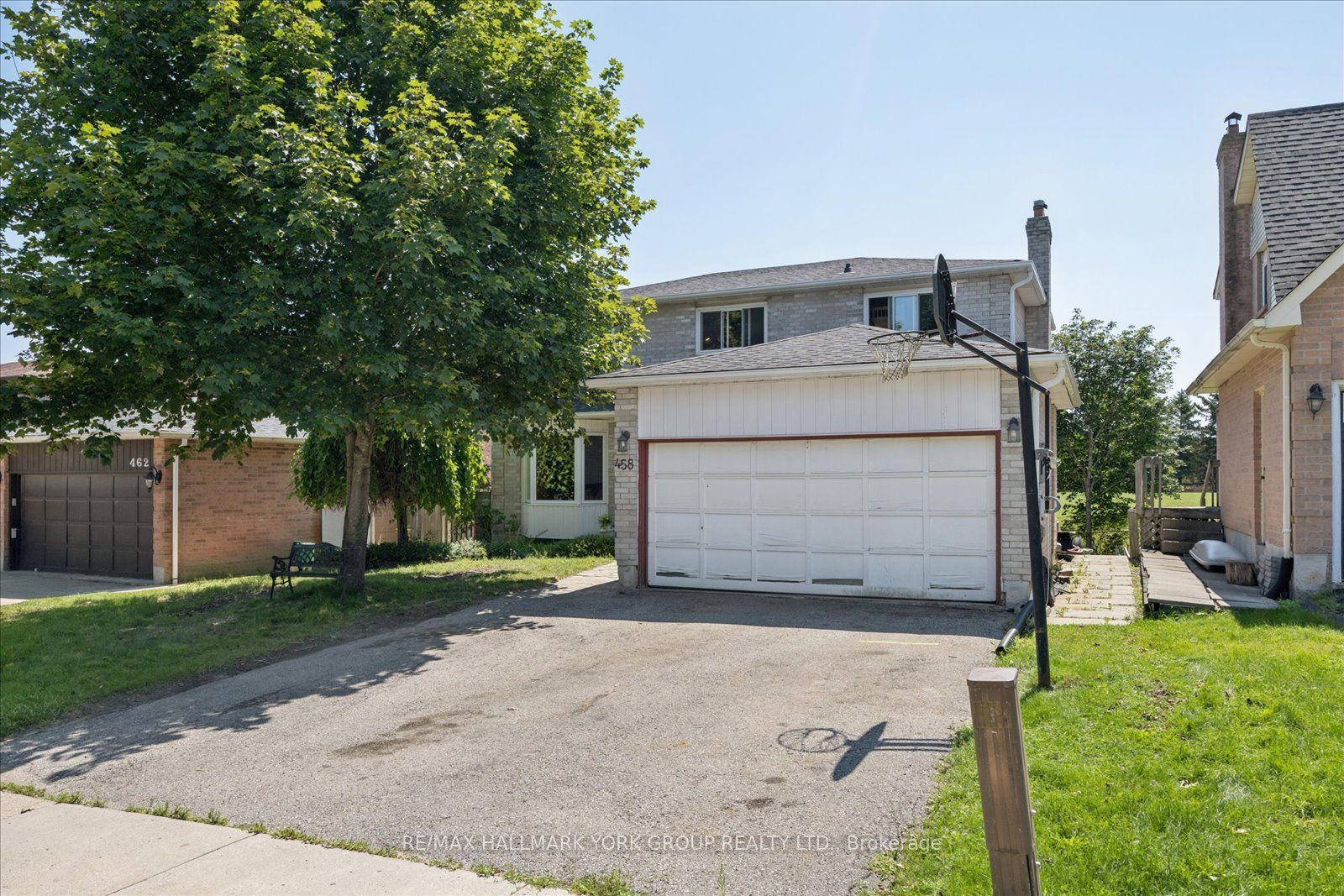 458 Chester Avenue, Newmarket, ON L3Y 6R7 photo 2