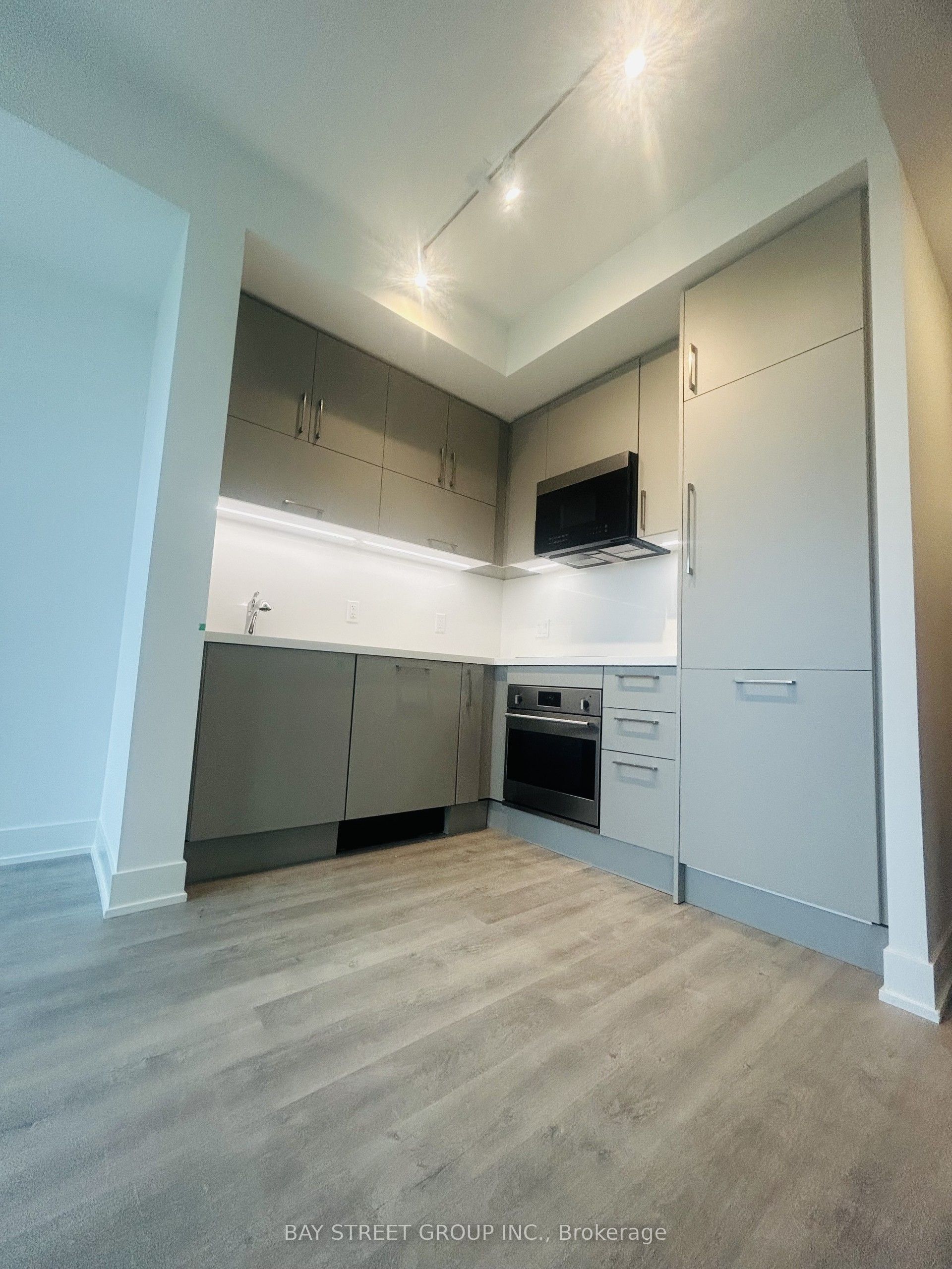 56 Andre De Grasse Street 2117, Markham, ON L6G 0G4 photo 2