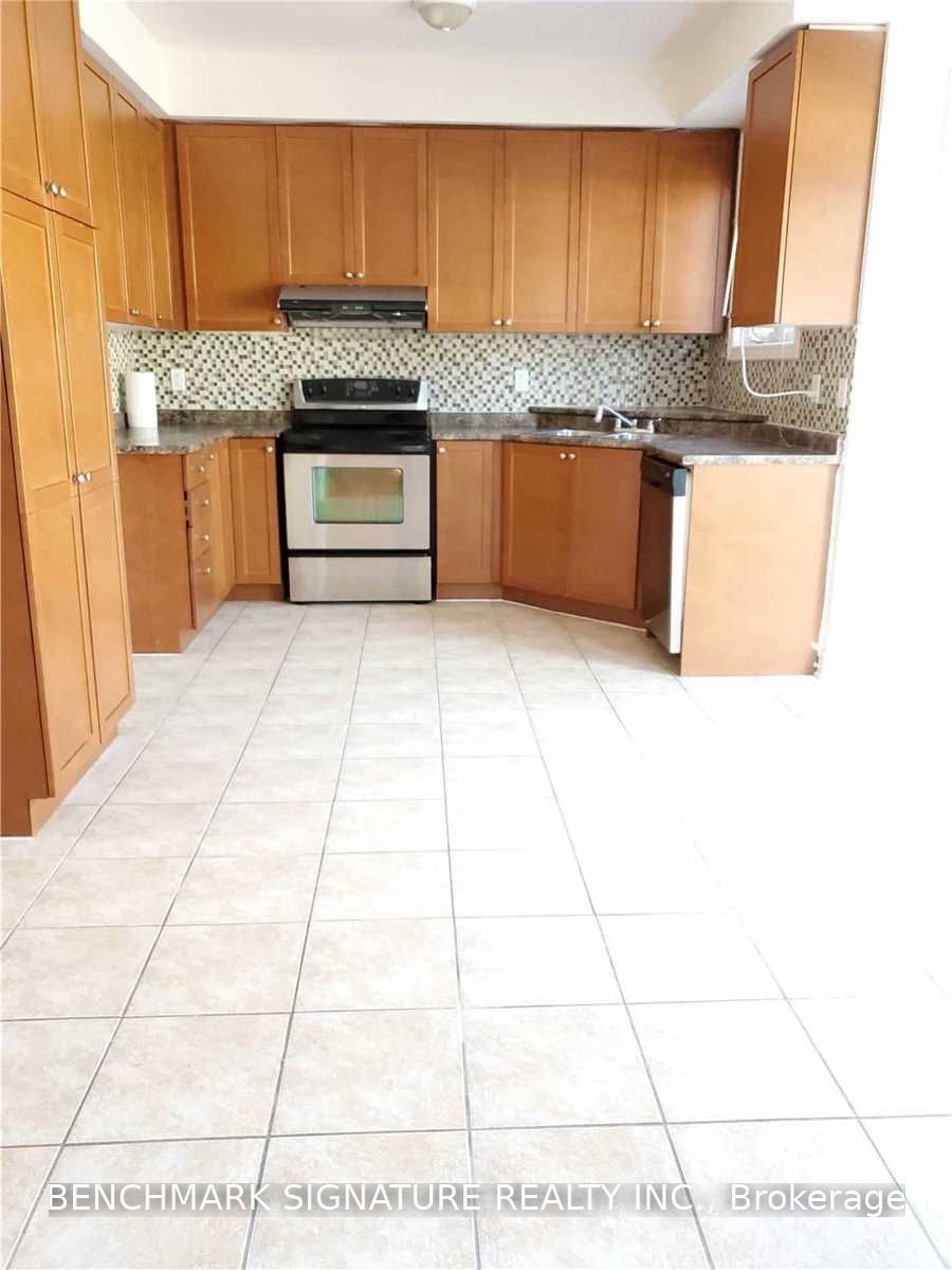 267 Hammersly Boulevard, Markham, ON L6E 2E3 photo 2