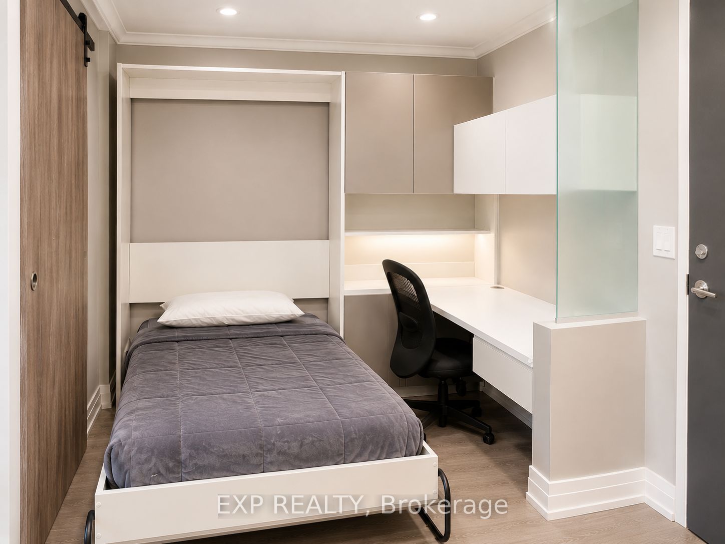 33 Cox Boulevard 1132, Markham, ON L3R 8A6 photo 5