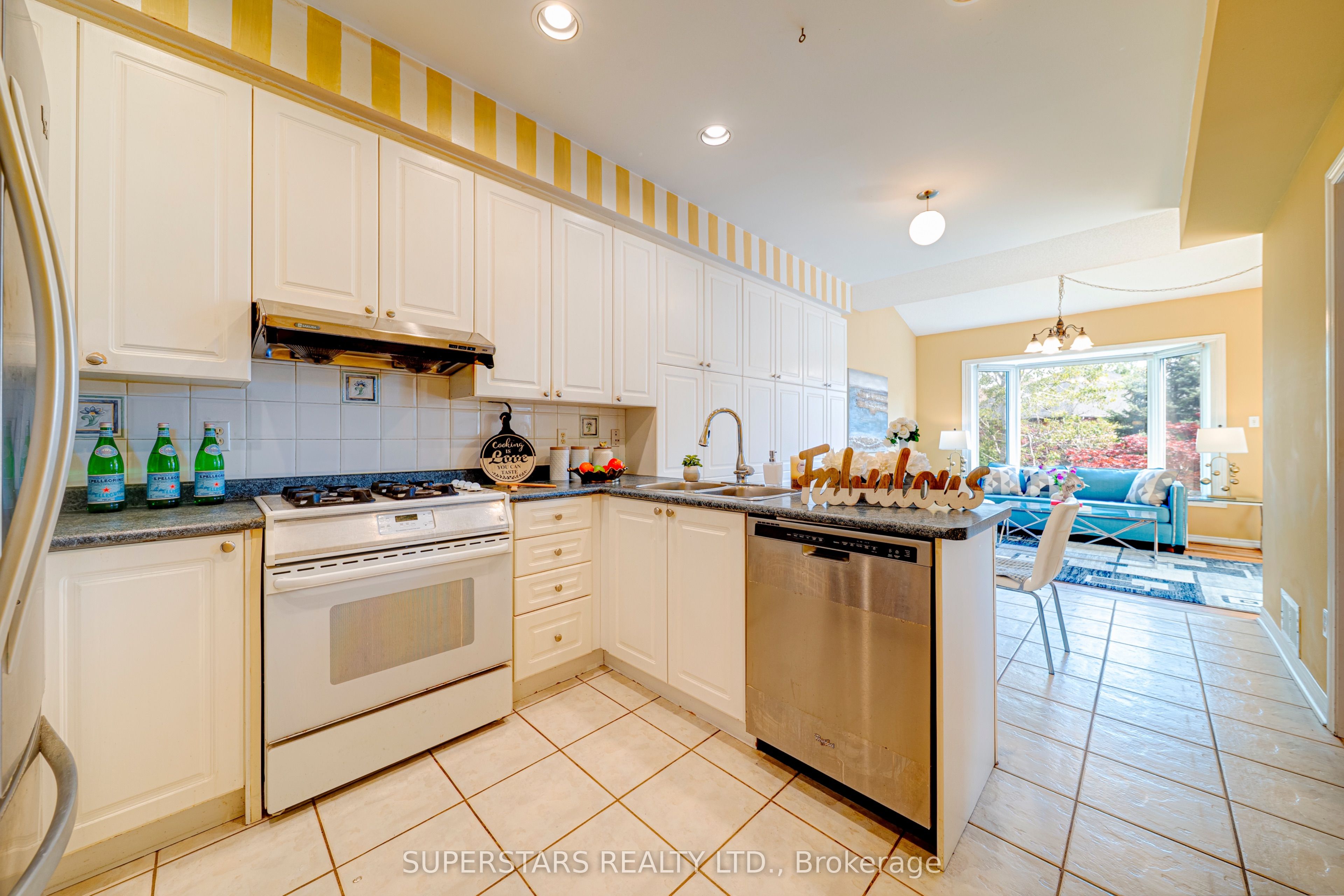 76 Fortune Crescent, Richmond Hill, ON L4S 1T5 photo 5