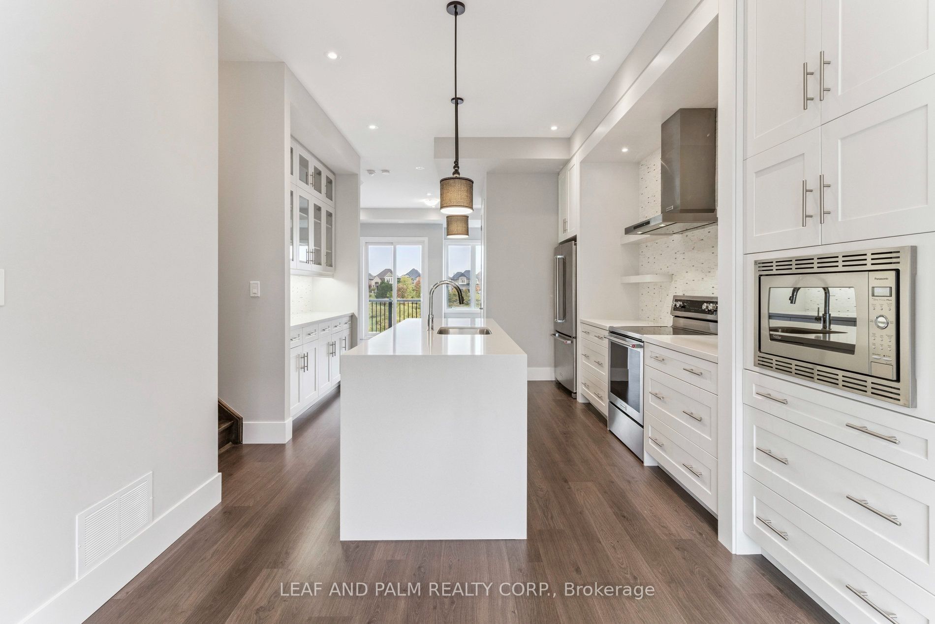 28 Cassila Way, Vaughan, ON L4H 4P2 photo 5