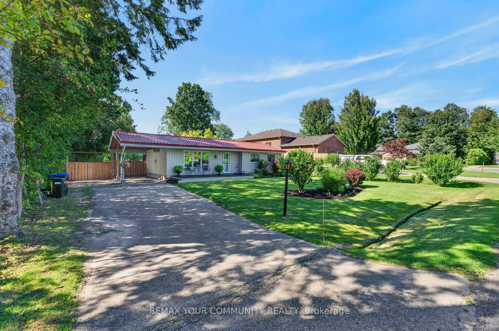 943 Blackwoods Avenue, Innisfil, ON L9S 1S6 photo 3