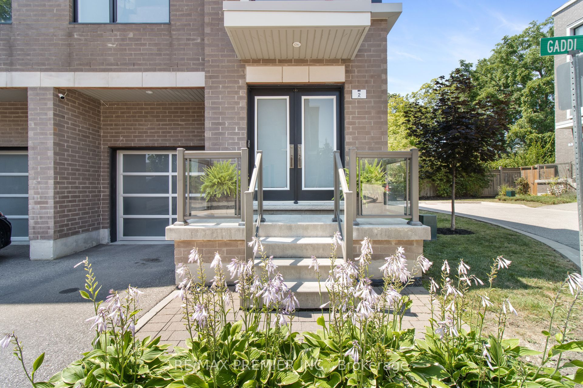 2 Gaddi Way, Vaughan, ON L4L 2S2 photo 2