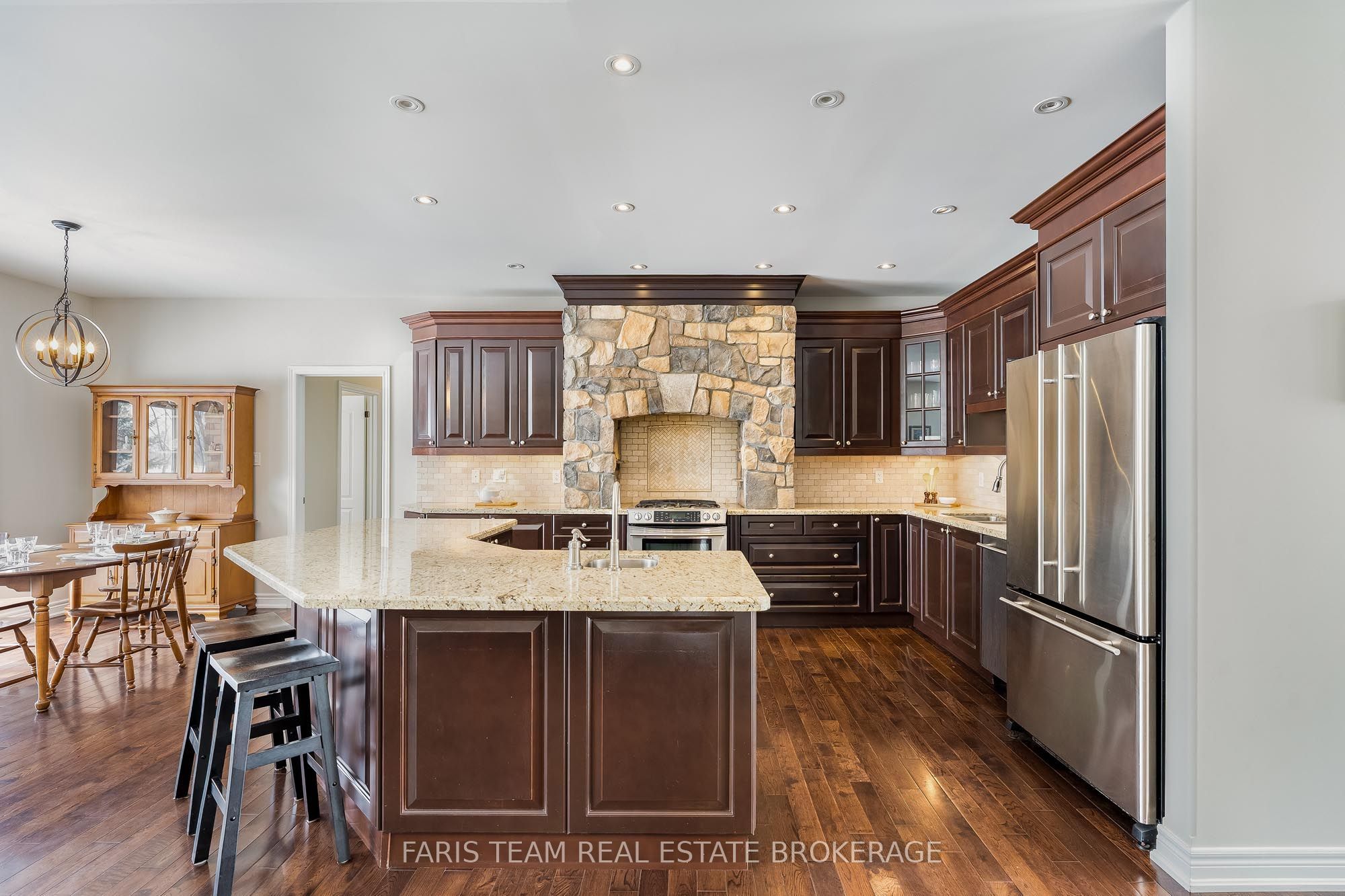 30 Fisher Drive, Adjala-Tosorontio, ON L0M 1J0 photo 5