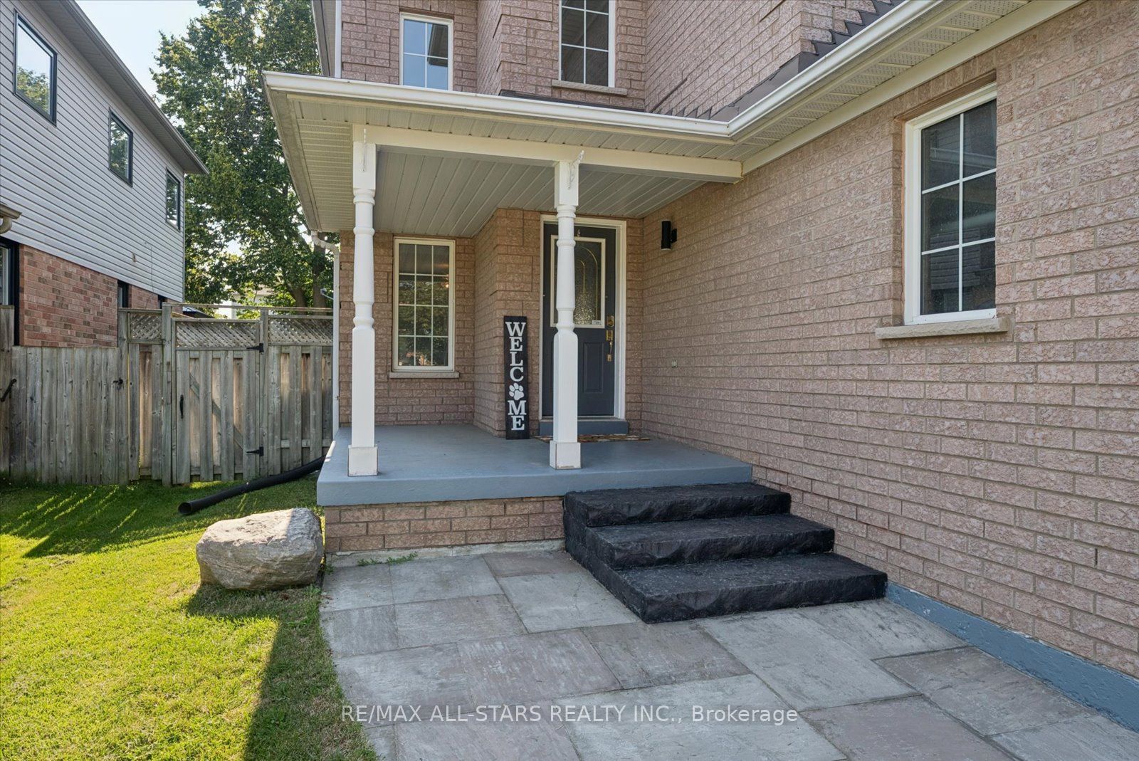 36 Burnaby Drive, Georgina, ON L4P 3Z1 photo 3
