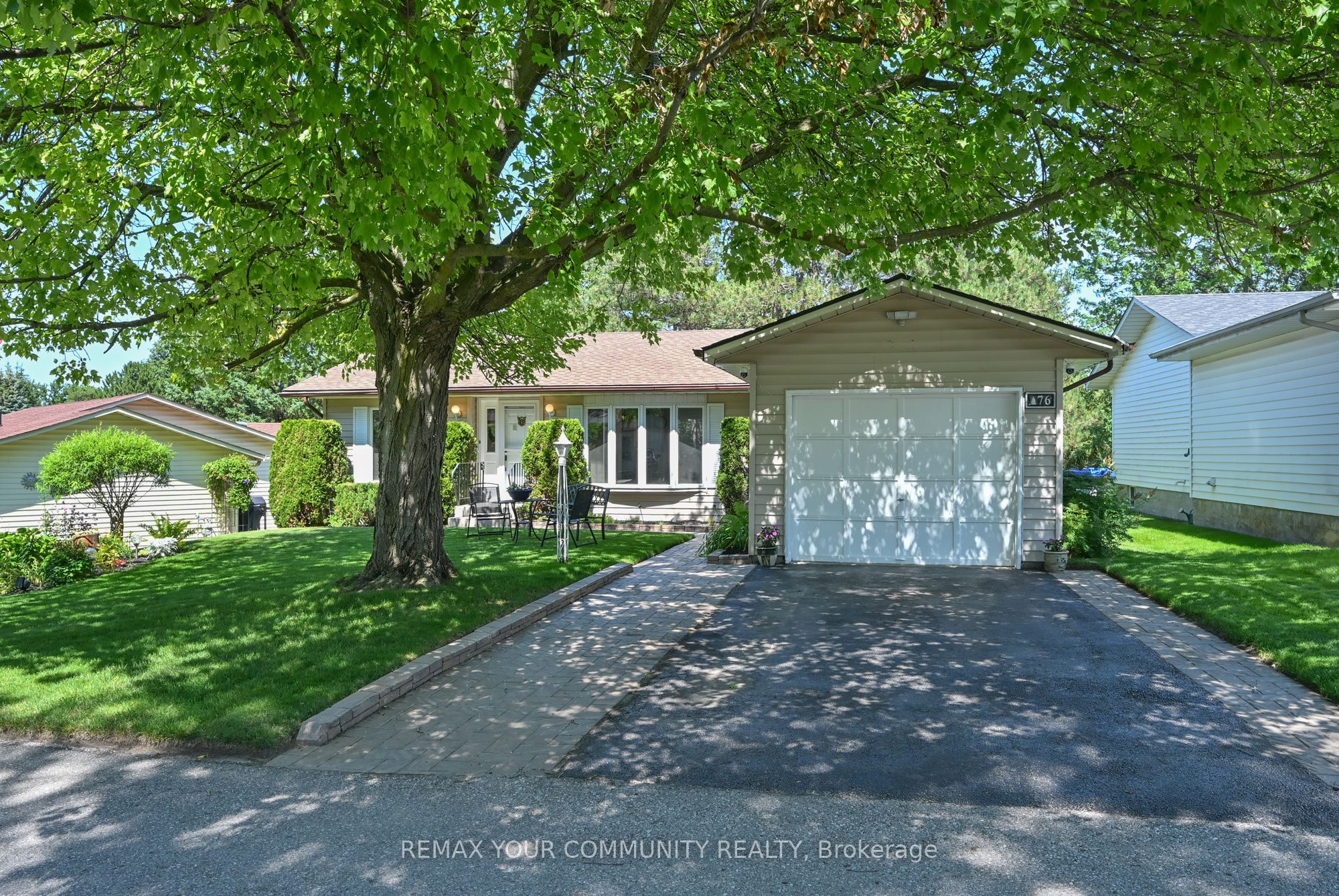 76 Tecumseth Pines Drive, New Tecumseth, ON L0G 1W0 photo 2