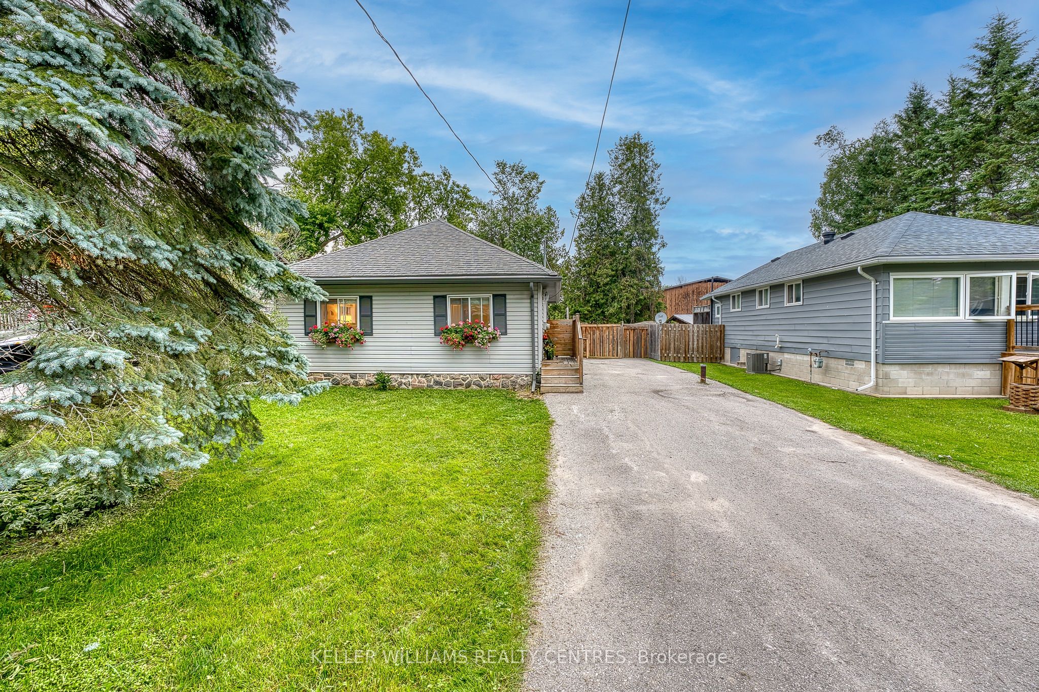1152 Stoney Point Road, Innisfil, ON L0L 1W0 photo 2
