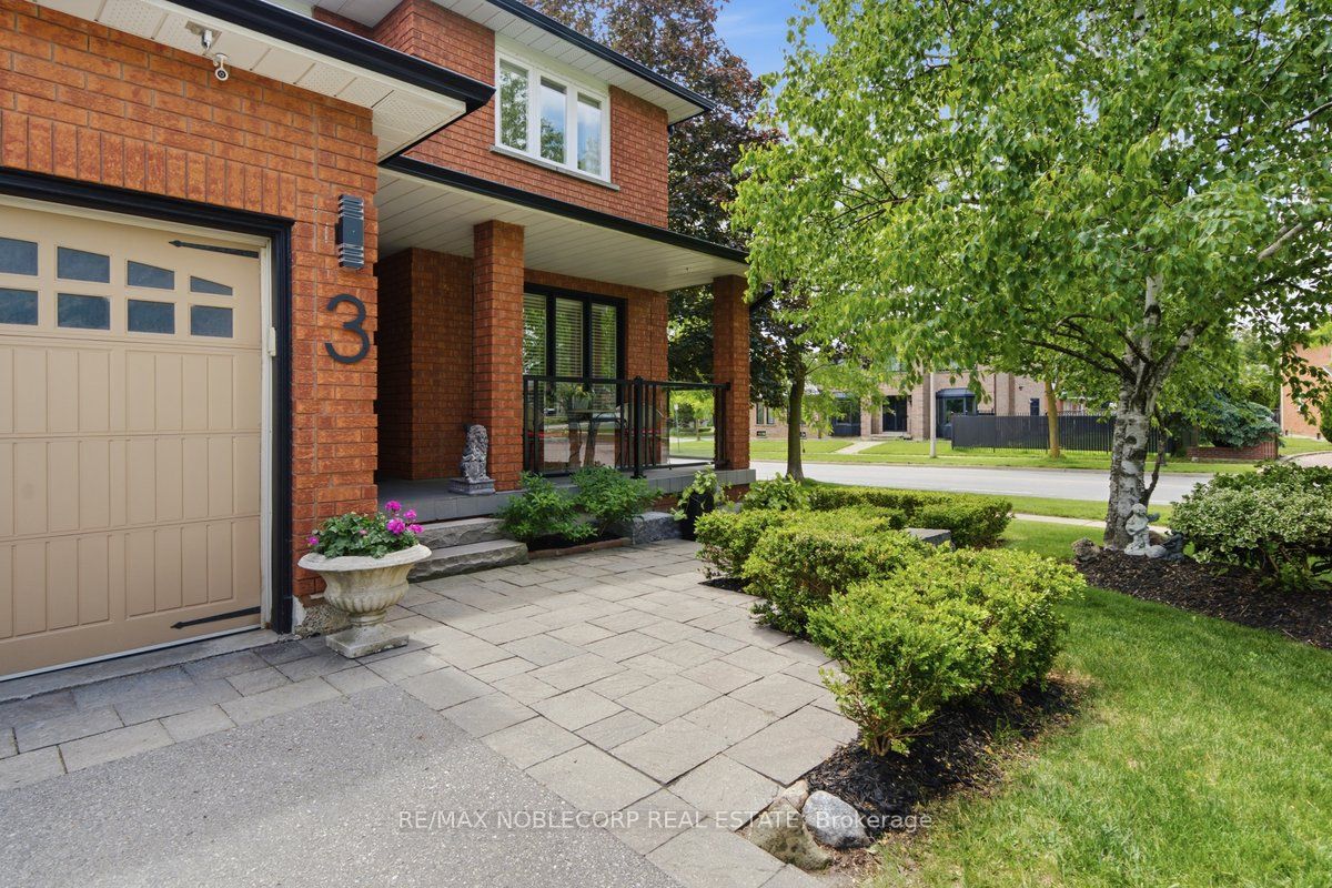 3 Castlehill Road, Vaughan, ON L6A 1P3 photo 3