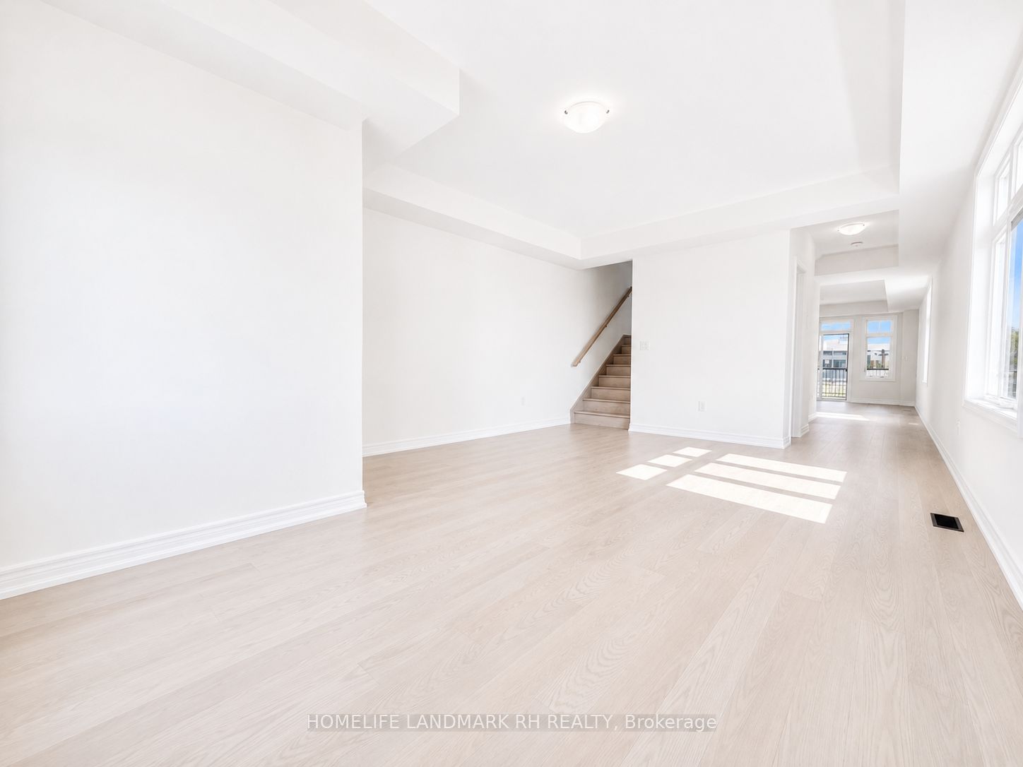 195 Berczy Green Drive, Markham, ON L6C 3P4 photo 5