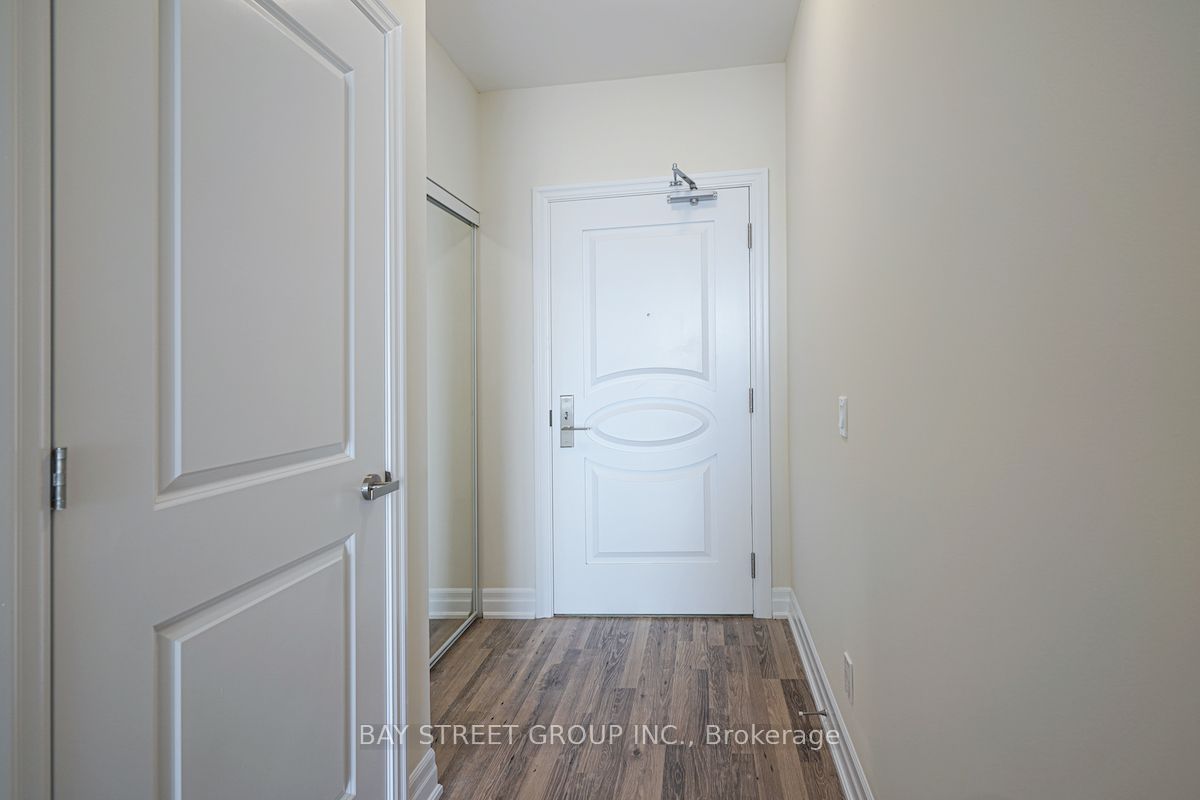 9085 Jane Street 1107, Vaughan, ON L4K 0K8 photo 3