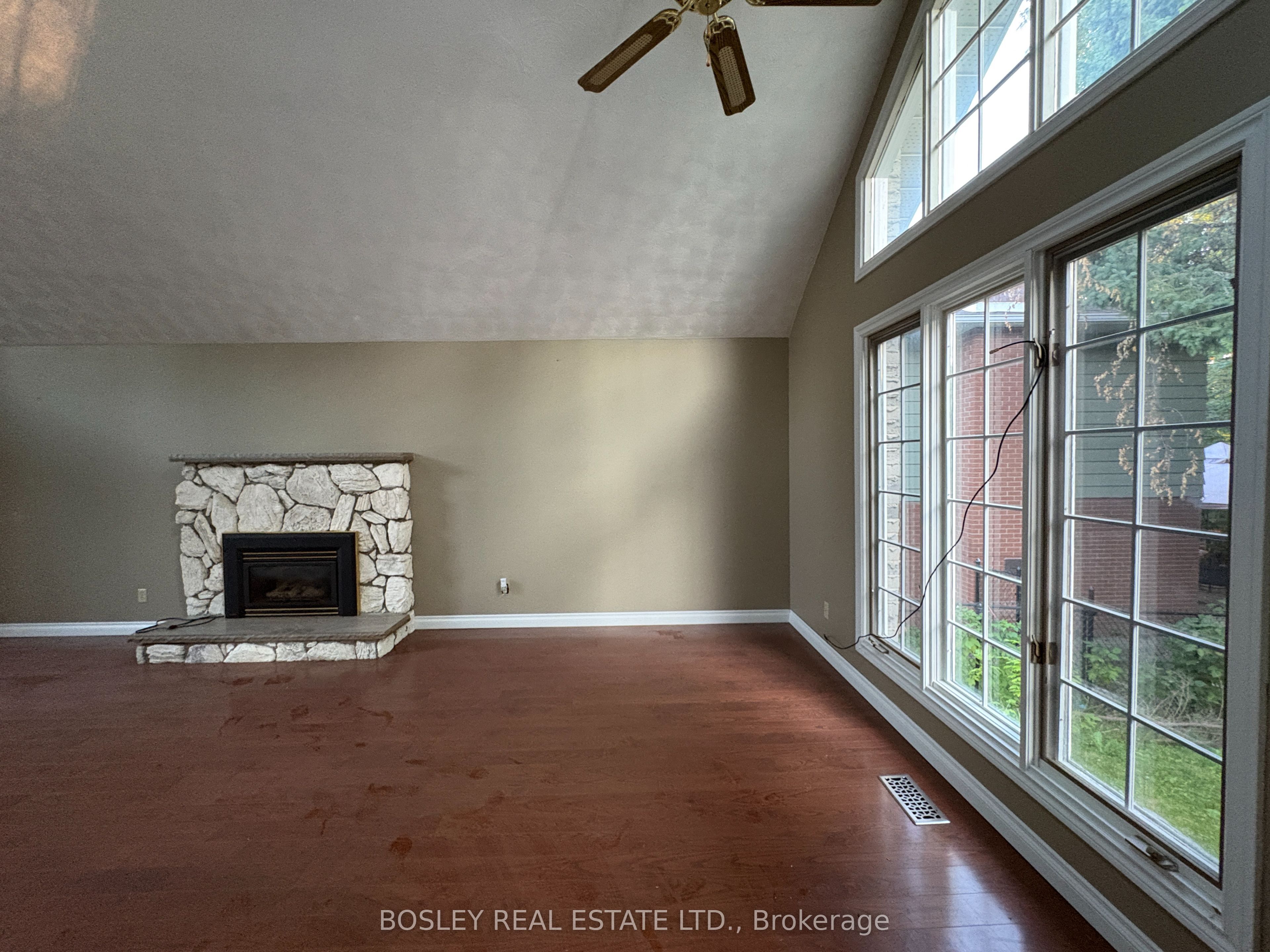 114 Lorne Avenue, Newmarket, ON L3Y 4J6 photo 5