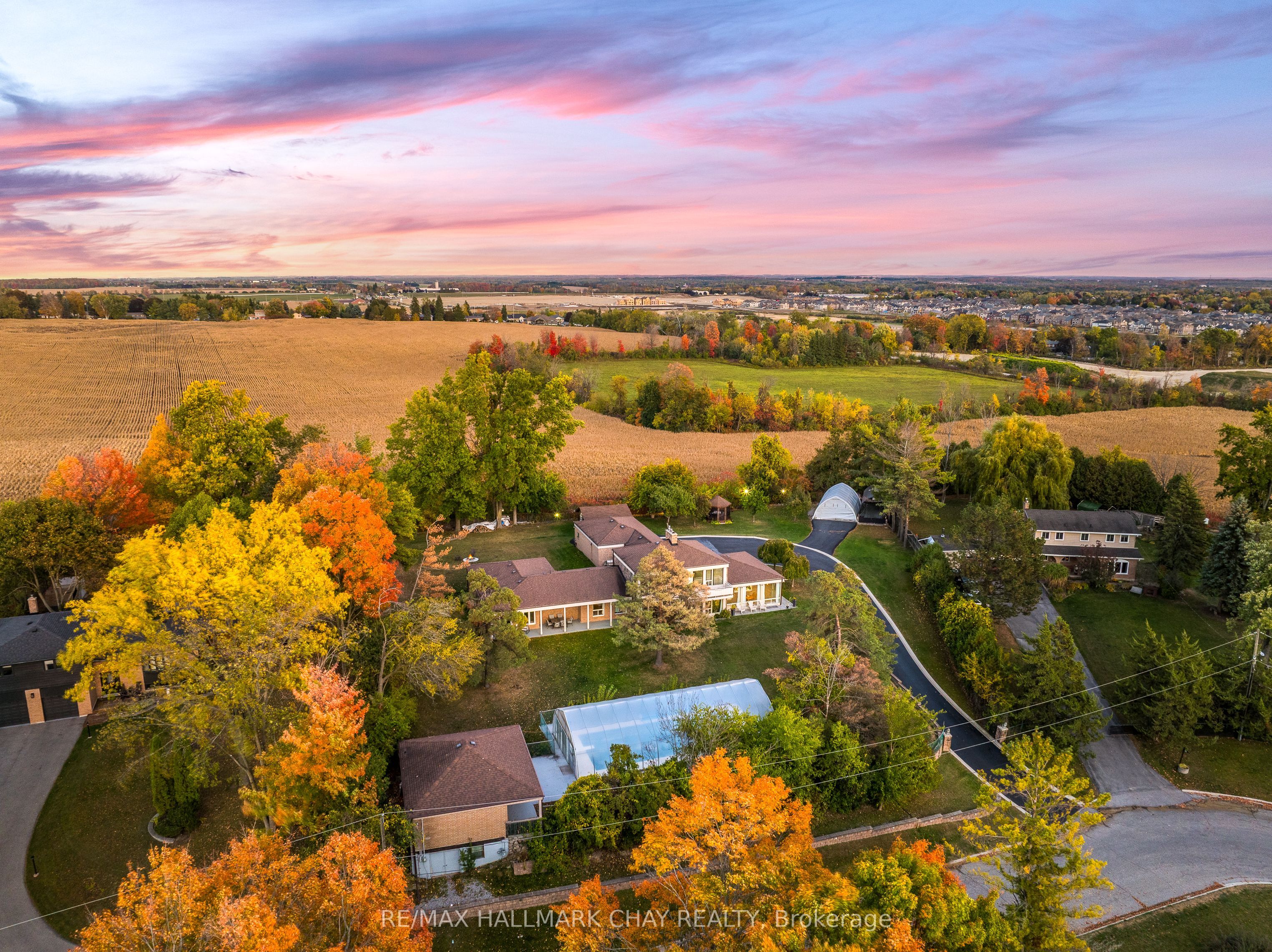39 Highfield Crescent, Georgina, ON L4P 0M2