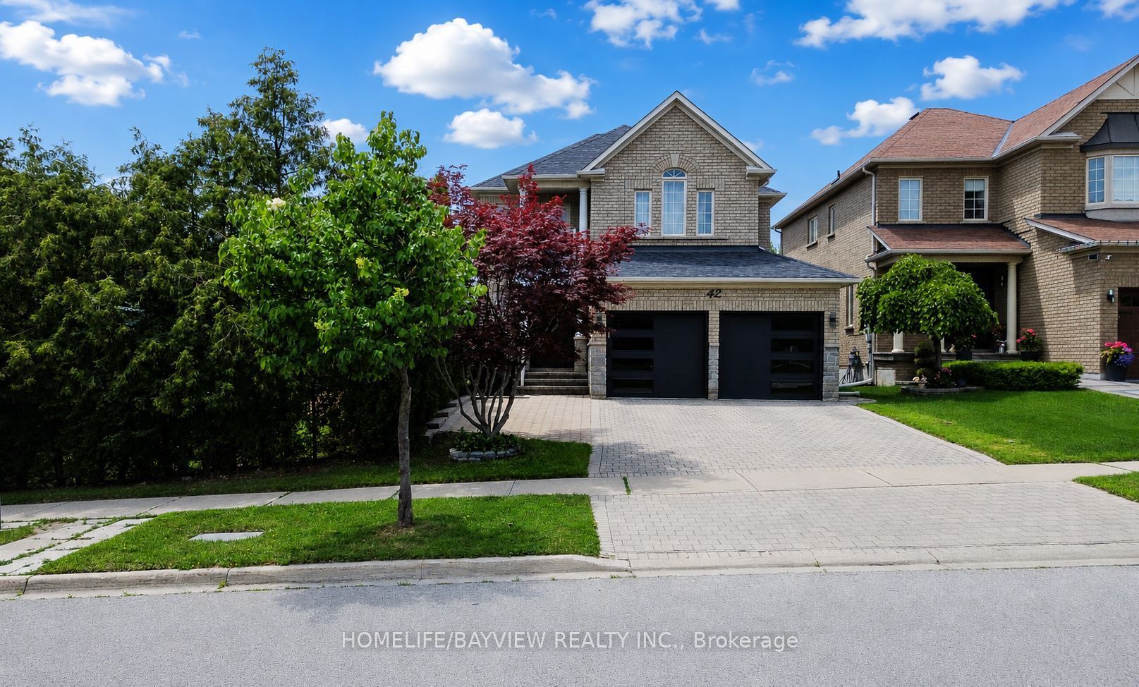 42 Shadow Falls Drive, Richmond Hill, ON L4E 4J7 photo 2