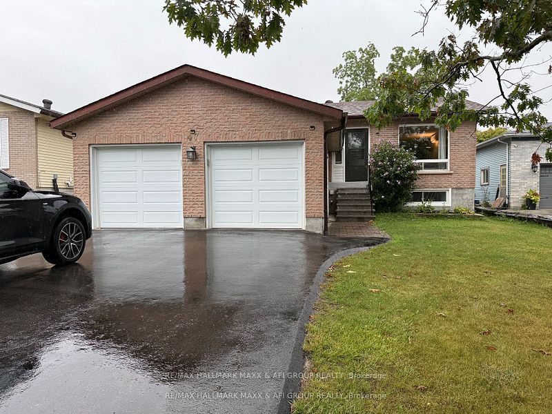 47 Metro Road S, Georgina, ON L4P 3J5