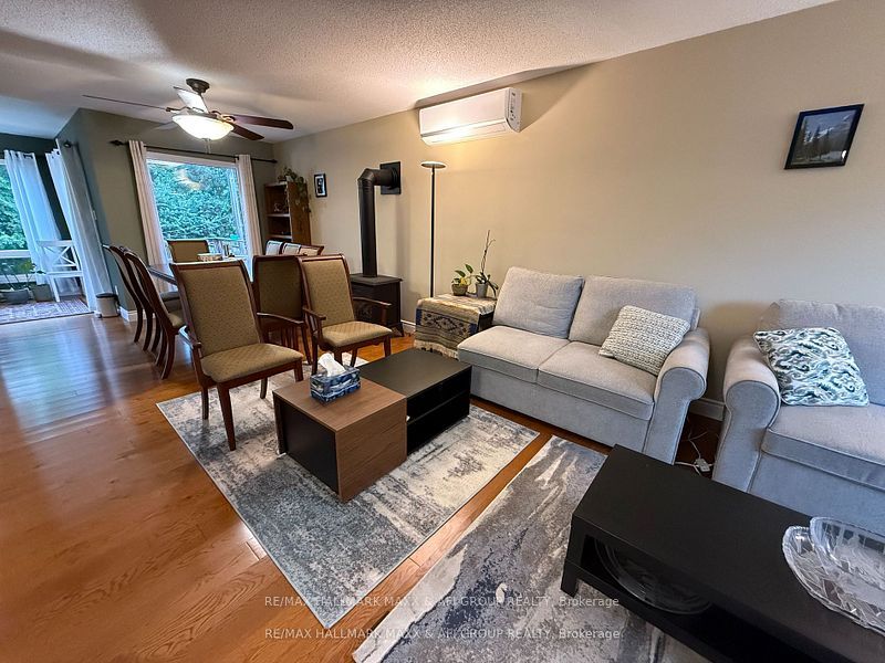 47 Metro Road S, Georgina, ON L4P 3J5 photo 4