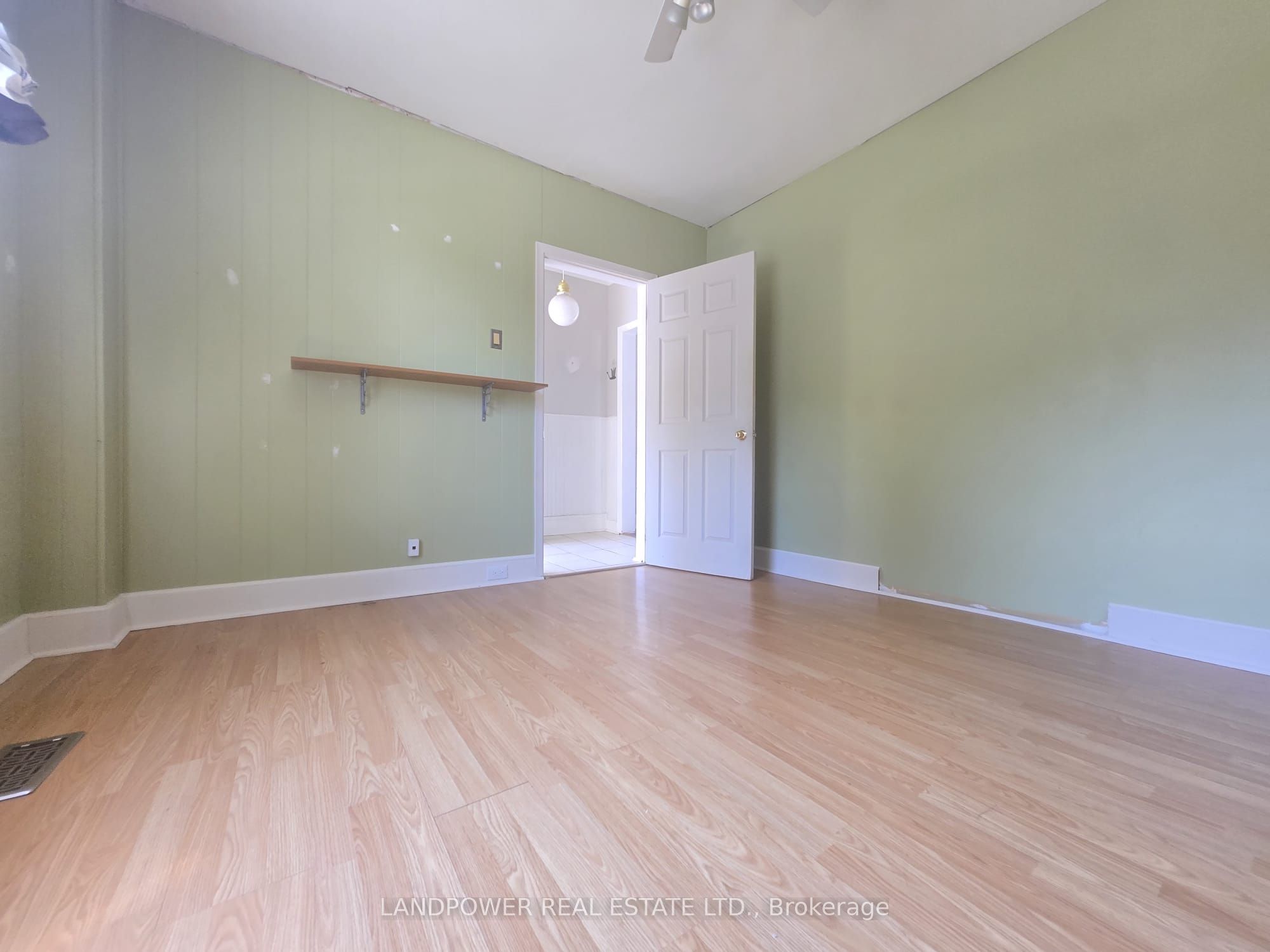 451 Ontario Street Main Floor, Newmarket, ON L3Y 2K6 photo 4