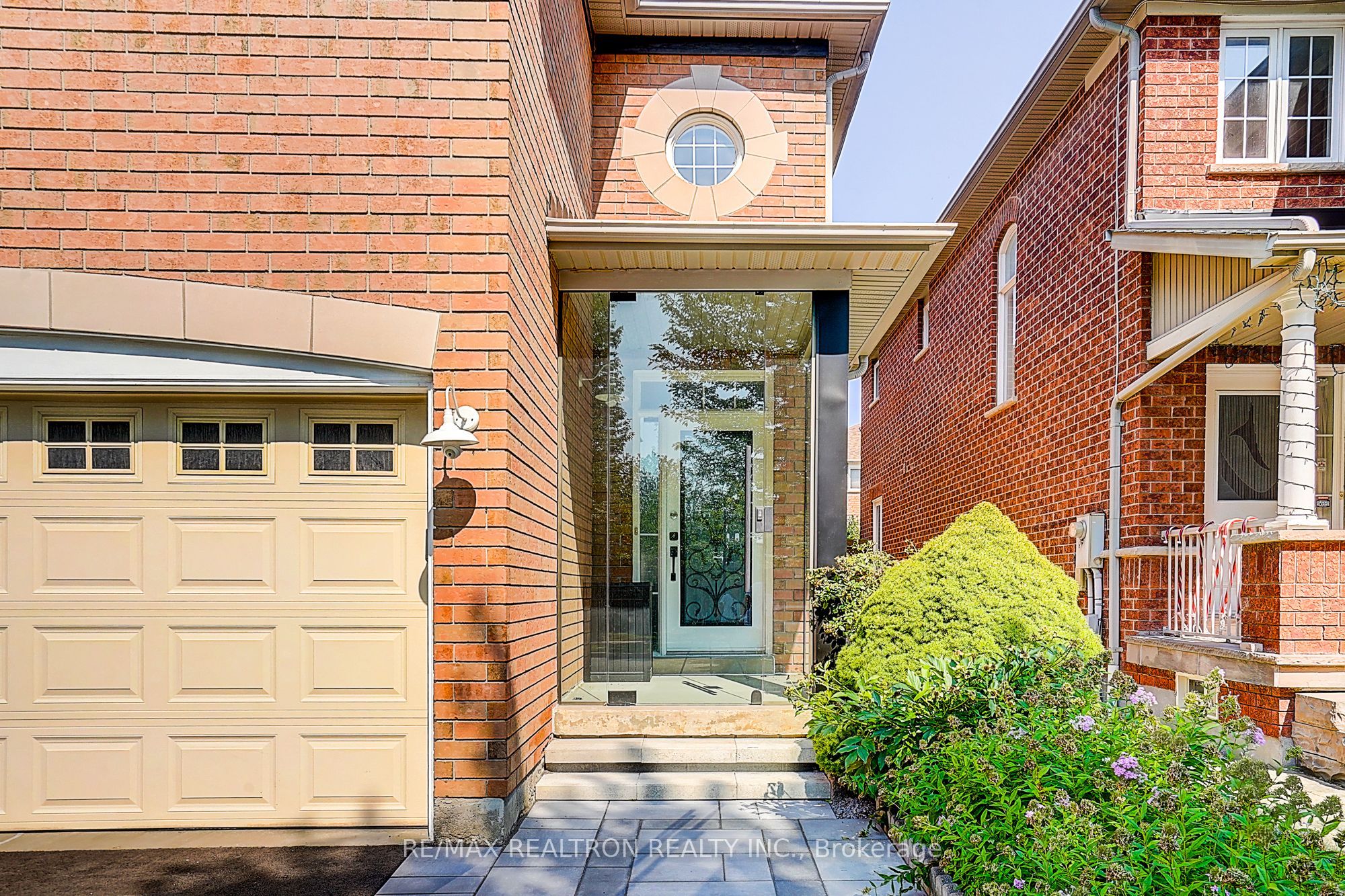 47 Melville Street, Richmond Hill, ON L4B 4J1 photo 3
