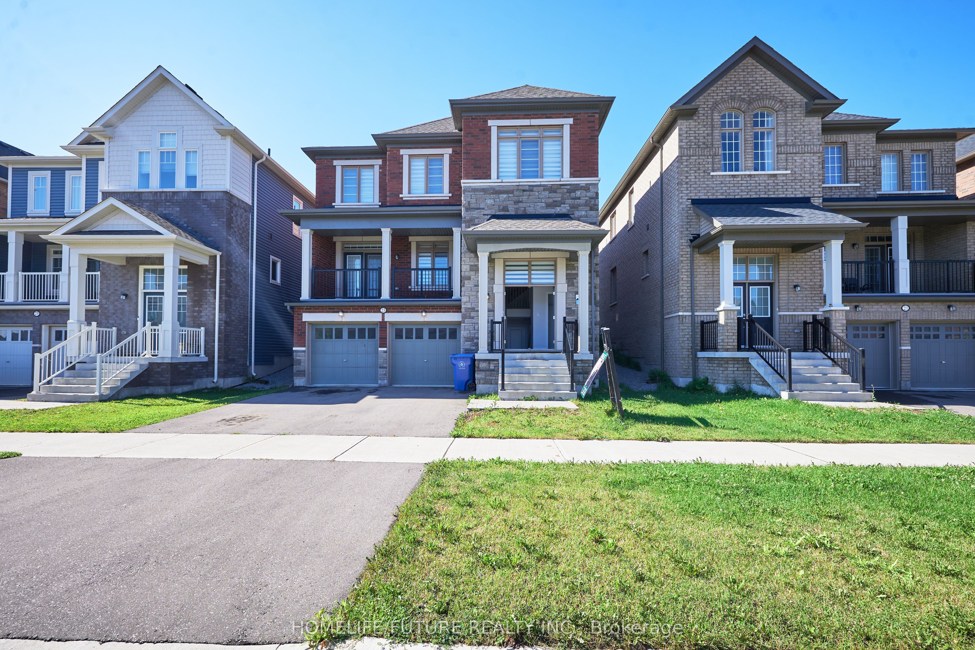 23 Faimira Avenue, Georgina, ON L4P 0C2 photo 2