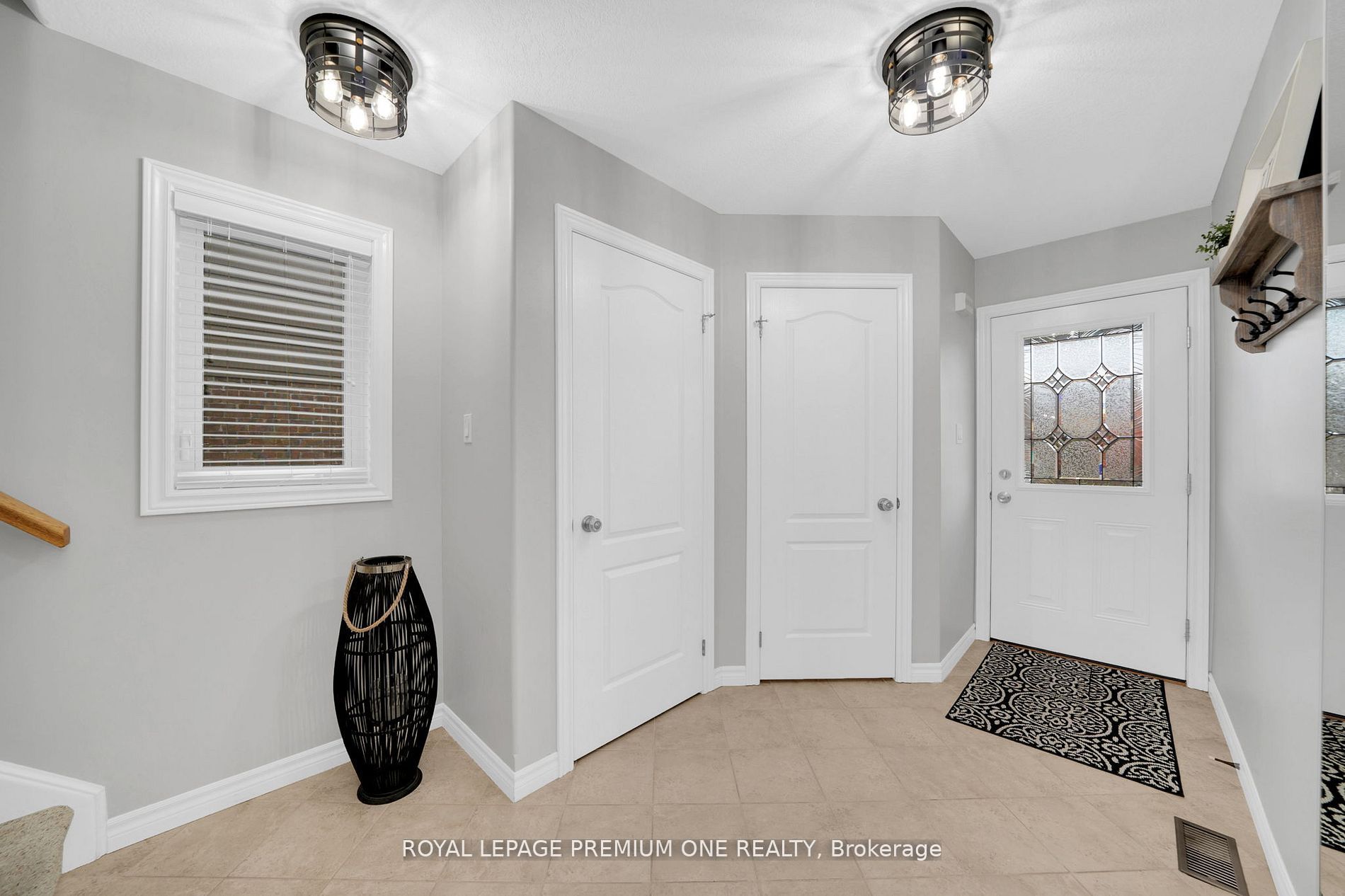 31 Stevenson Street, Essa, ON L0M 1B6 photo 5