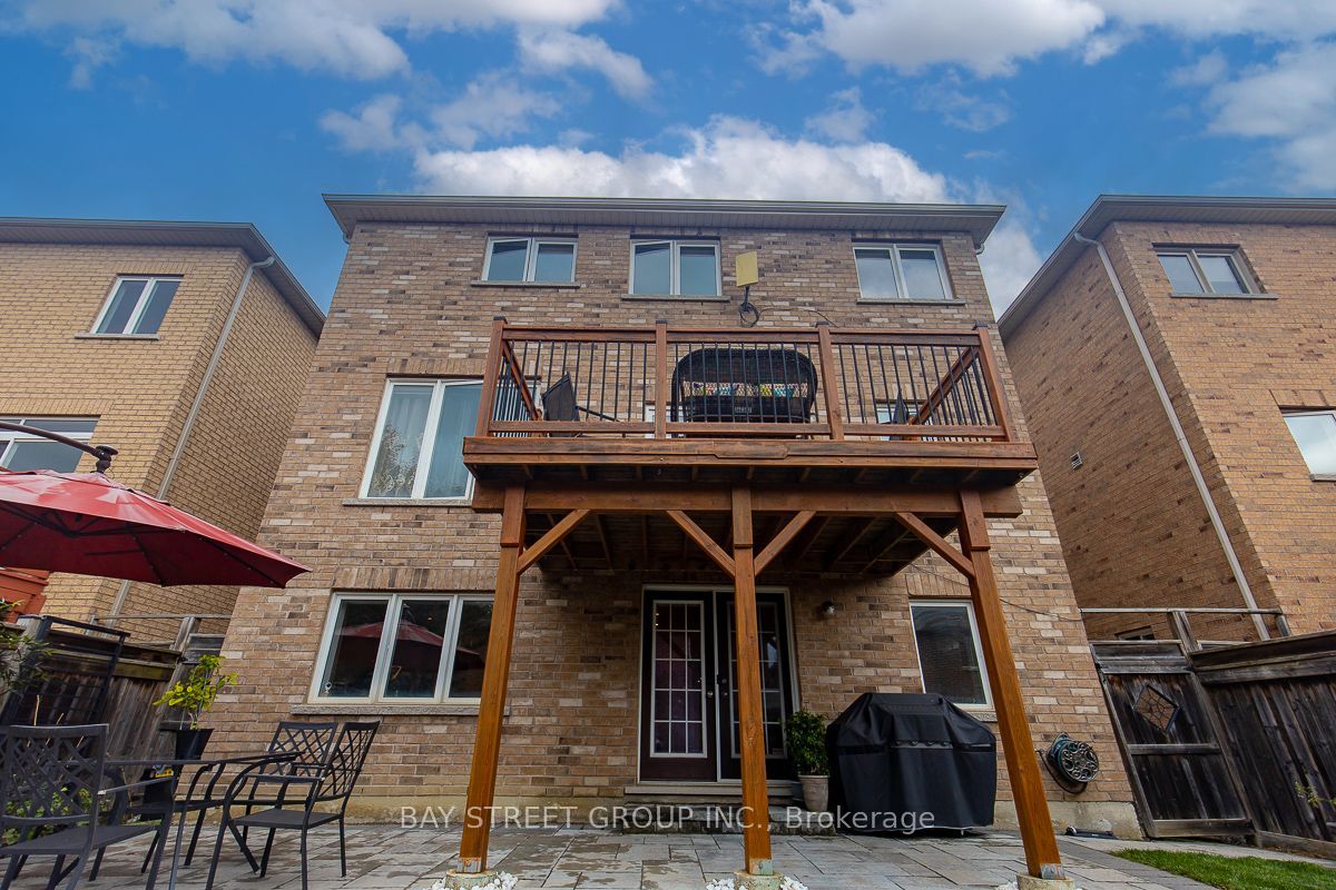 80 Bush Ridges Avenue, Richmond Hill, ON L4E 0N6 photo 5