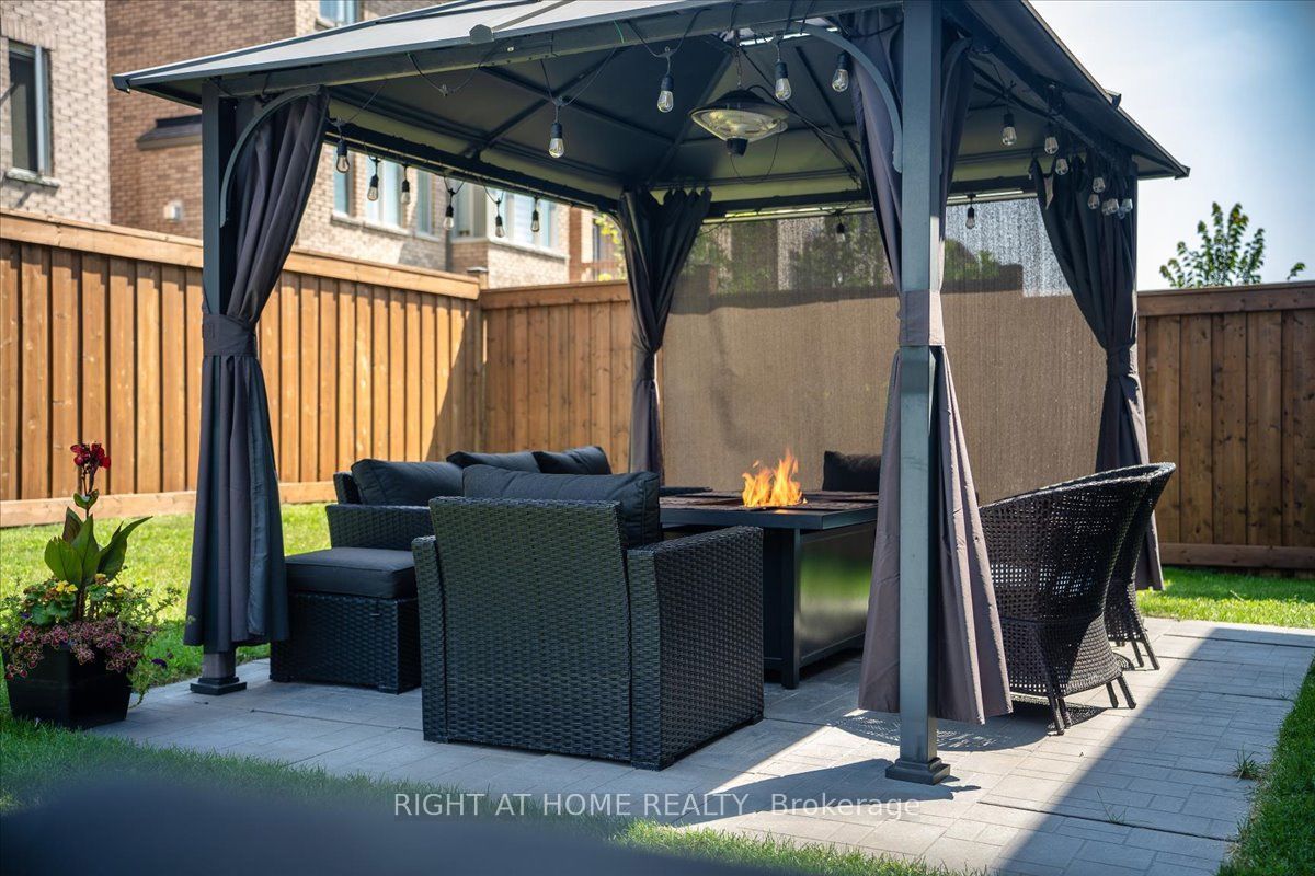 75 Watershed Gate, East Gwillimbury, ON L9N 0Y1 photo 4