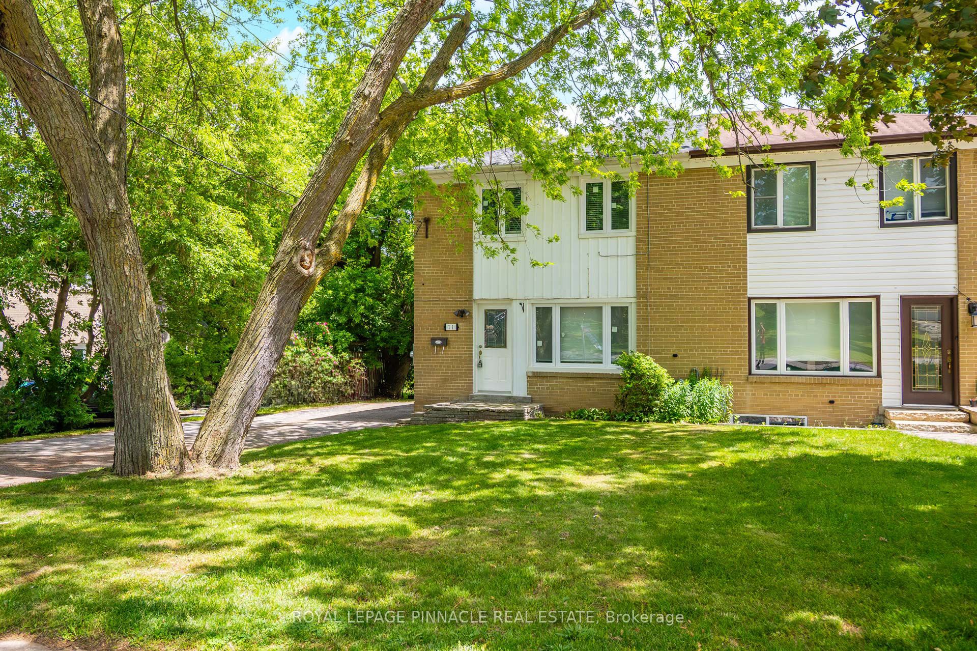 11 Elizabeth Street, Markham, ON L3P 2B3 photo 3