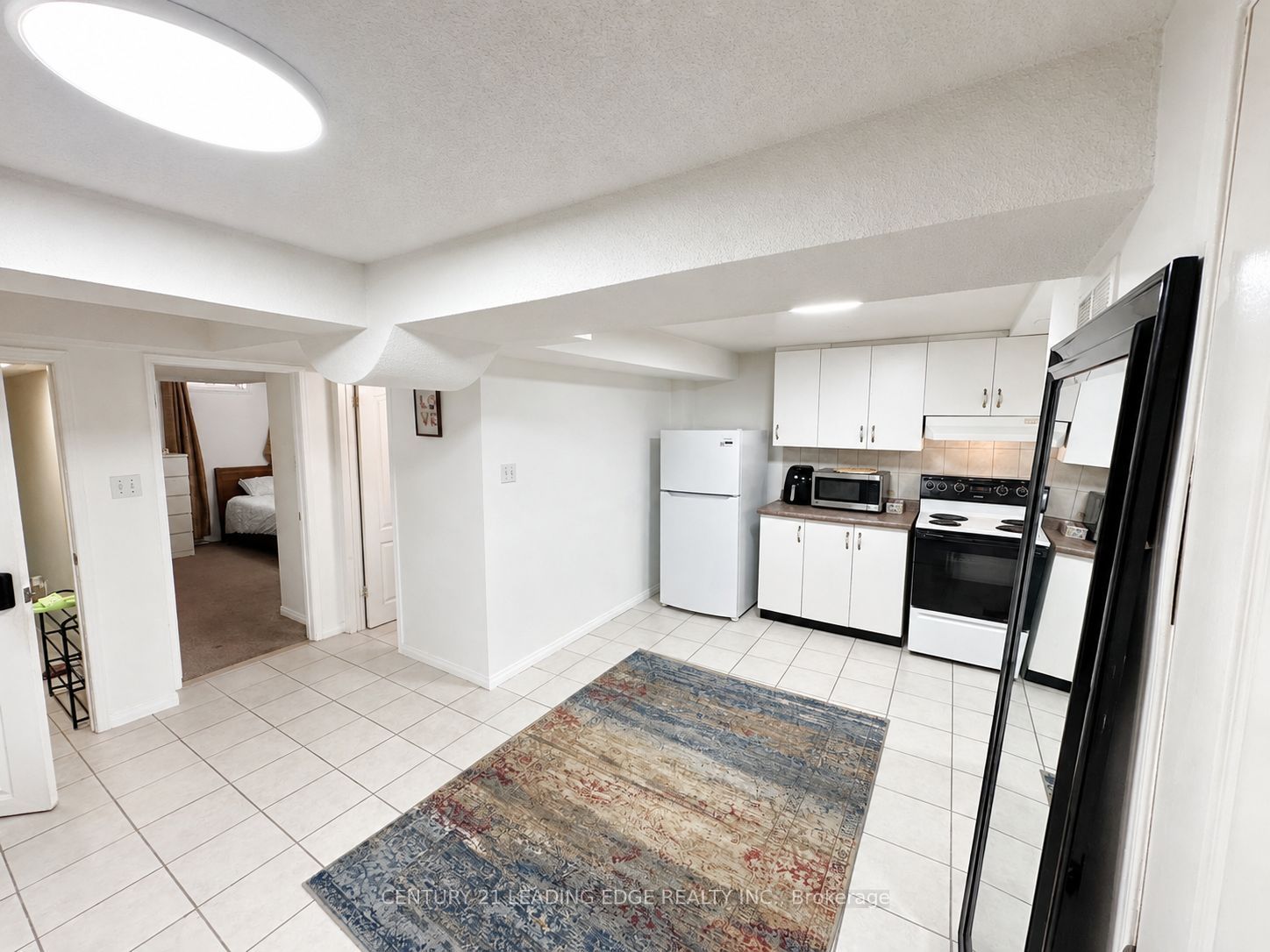 48 Foxfield Crescent Bsmt, Vaughan, ON L4K 5G1 photo 2