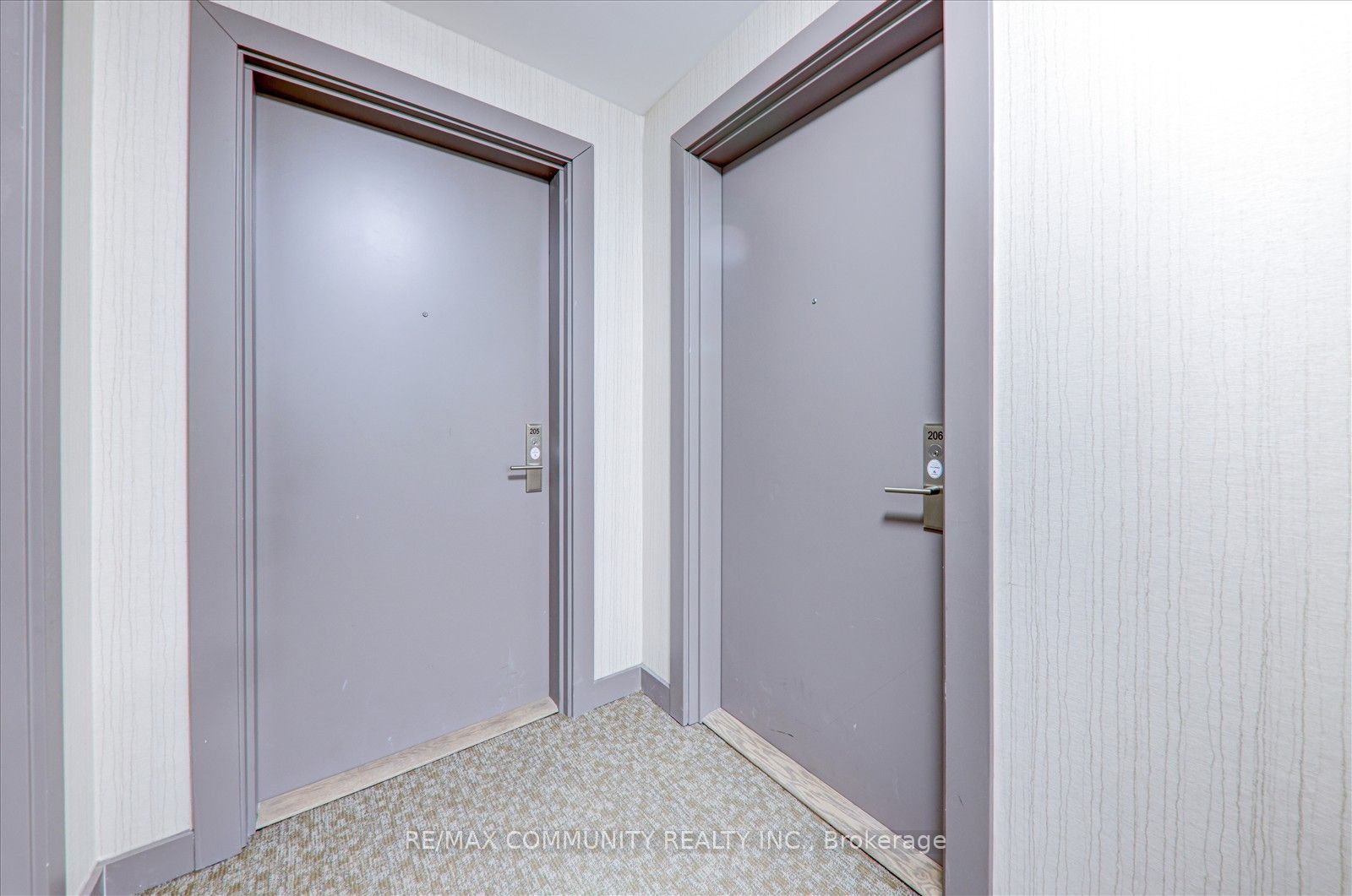 1709 Bur Oak Avenue 206, Markham, ON L6E 0V7 photo 5