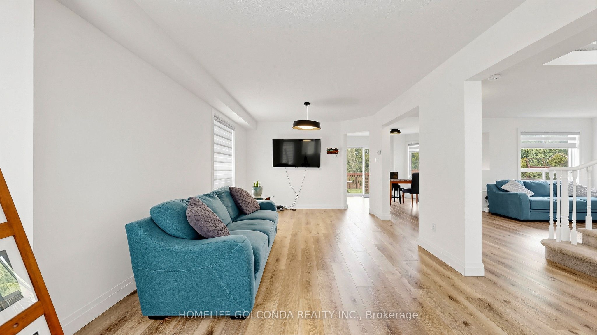 1304 Vincent Crescent, Innisfil, ON L9S 1Z8 photo 5