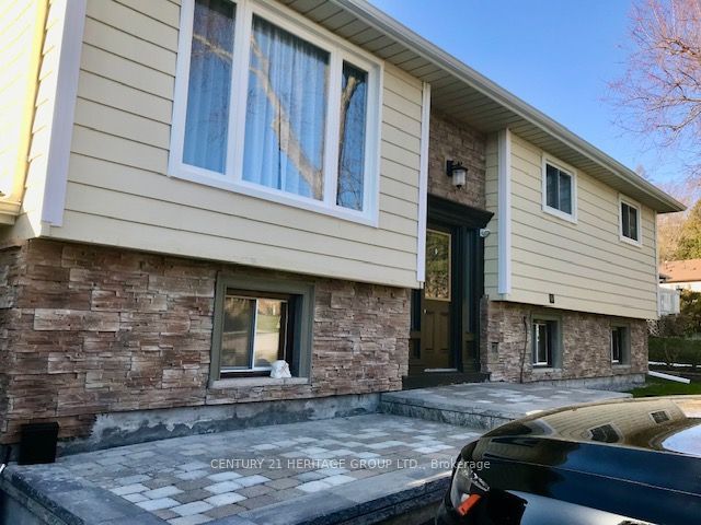 324 Adeline Drive, Georgina, ON L4P 3C2 photo 2