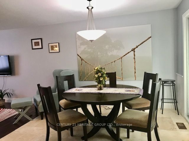 324 Adeline Drive, Georgina, ON L4P 3C2 photo 5