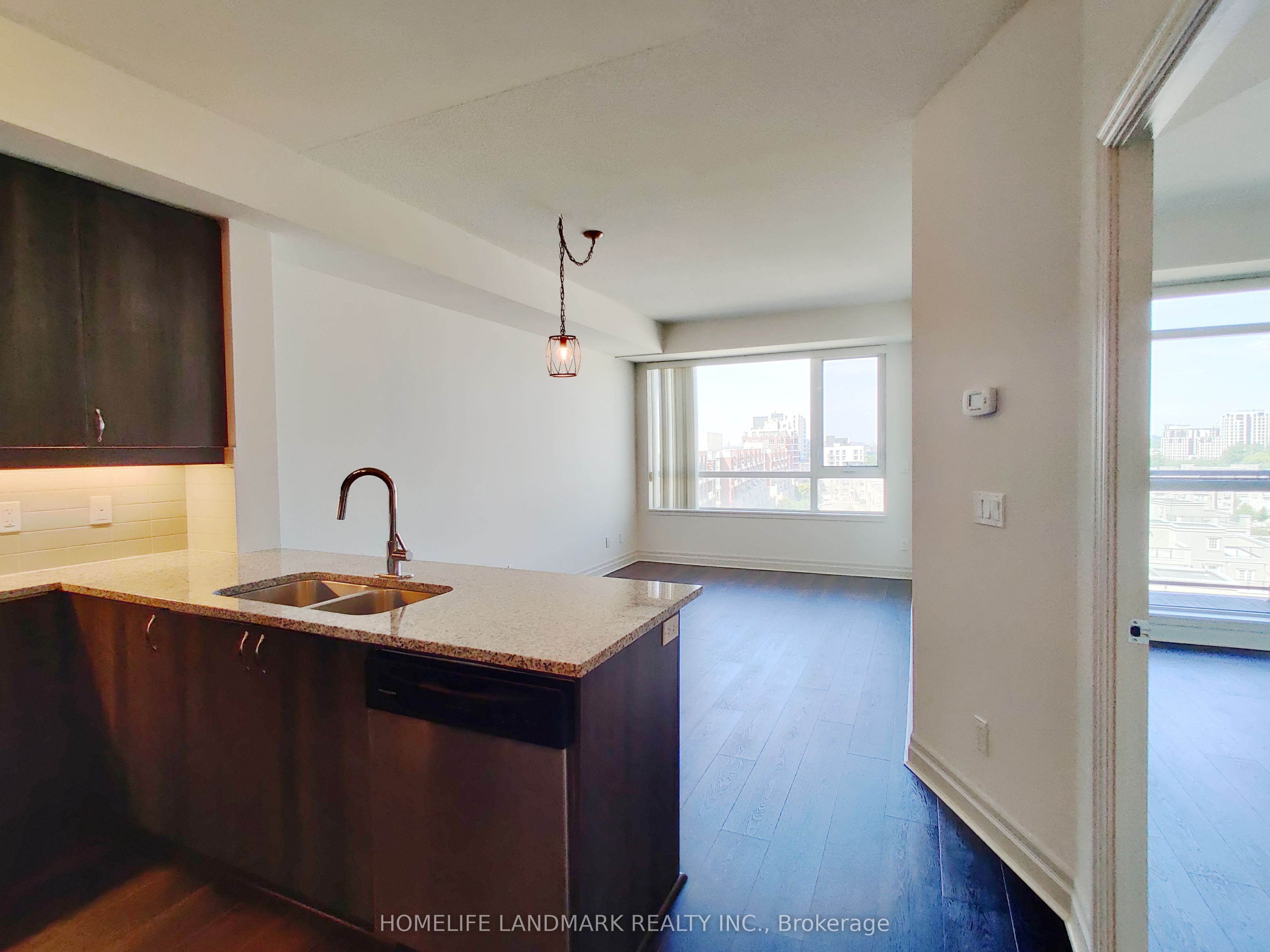 8110 Birchmount Road 803, Markham, ON L6G 0E3 photo 2