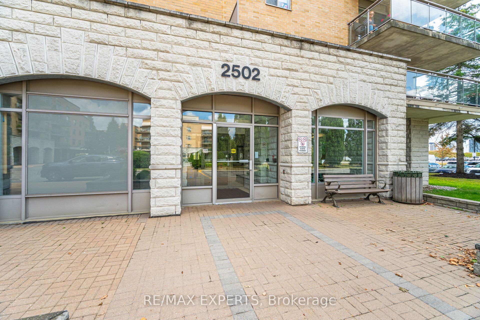 2502 Rutherford Road 216, Vaughan, ON L4K 5N6 photo 5