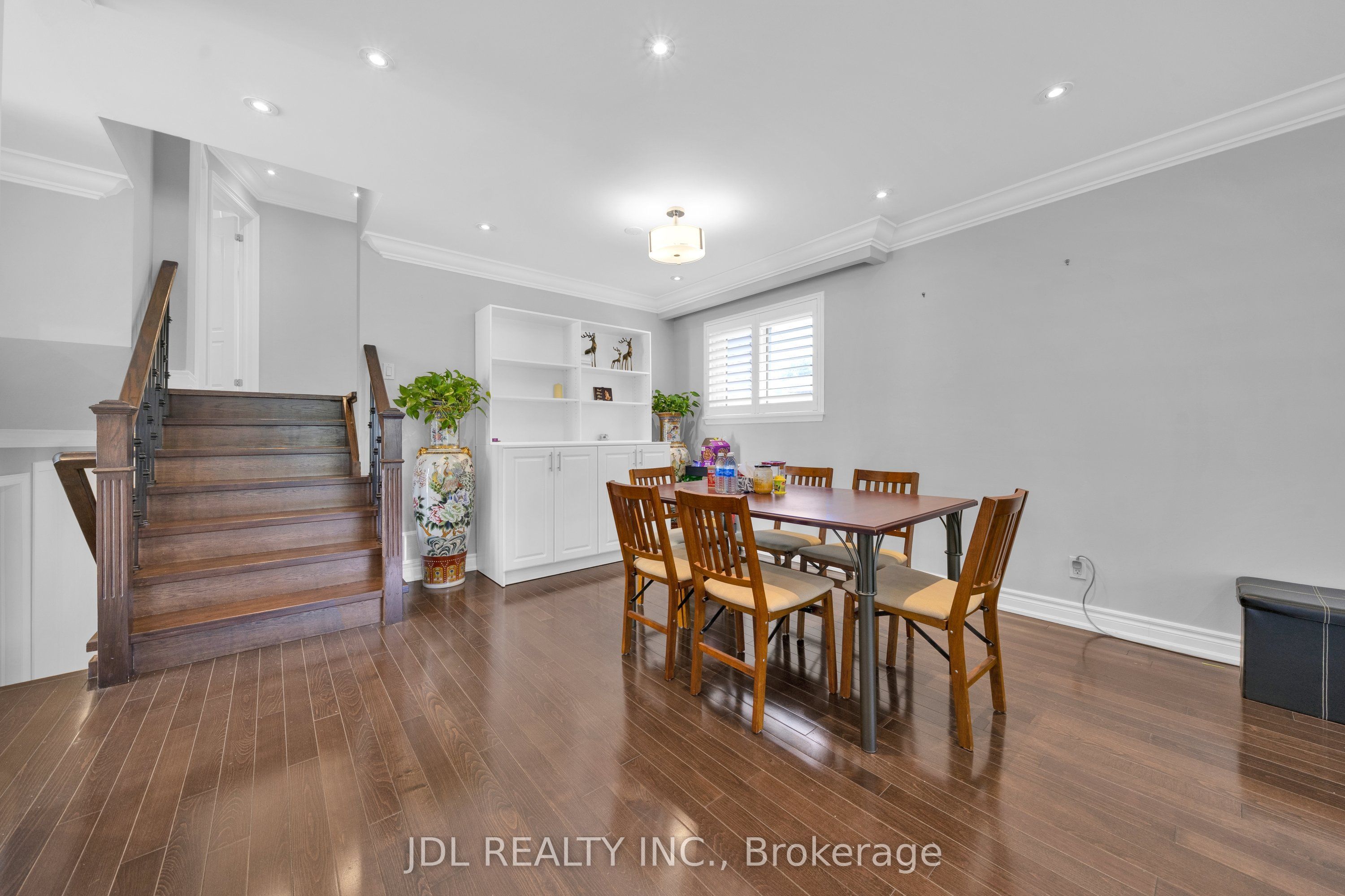 53 Southdale Drive, Markham, ON L3P 1J6 photo 3