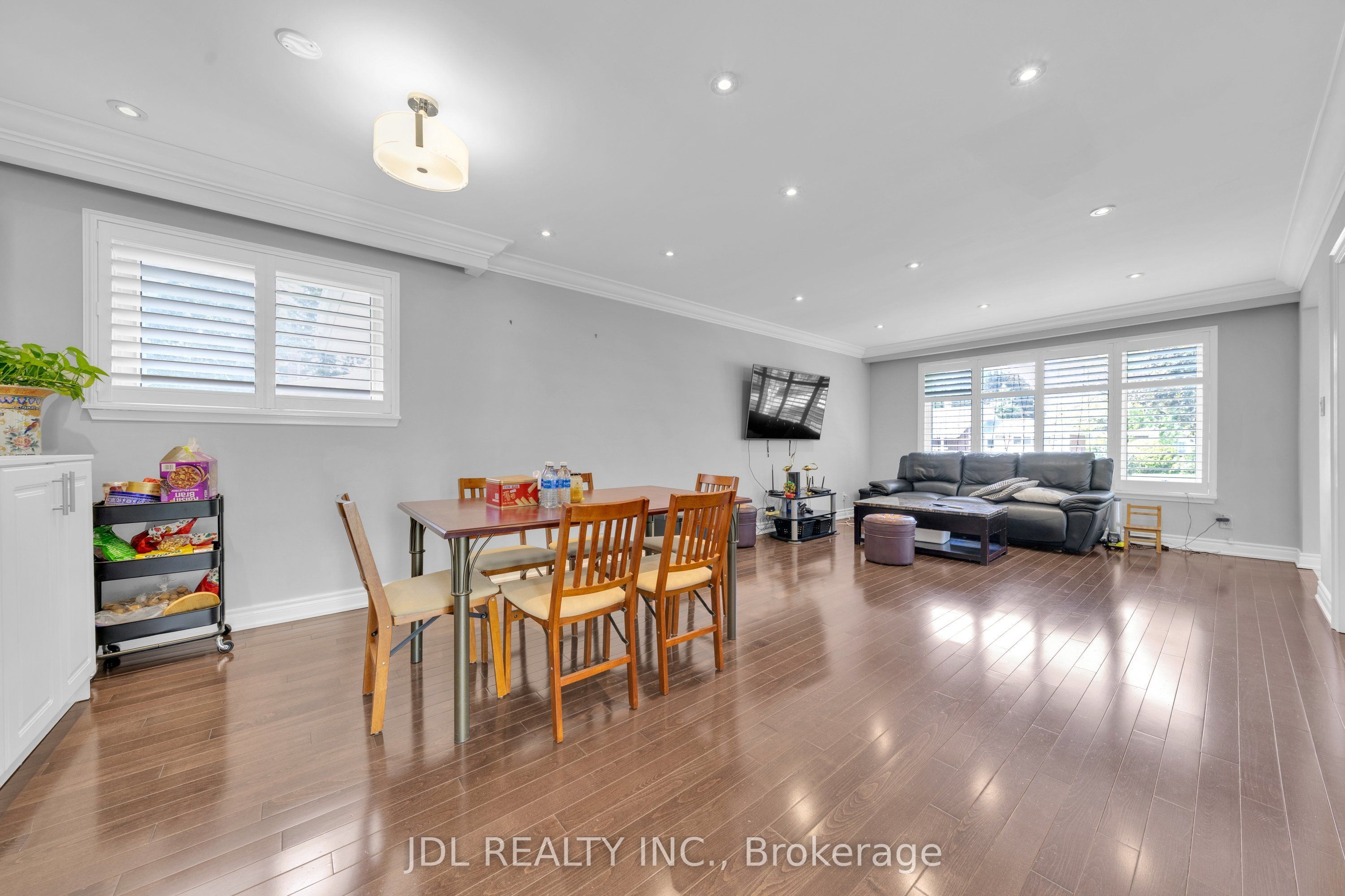 53 Southdale Drive, Markham, ON L3P 1J6 photo 5