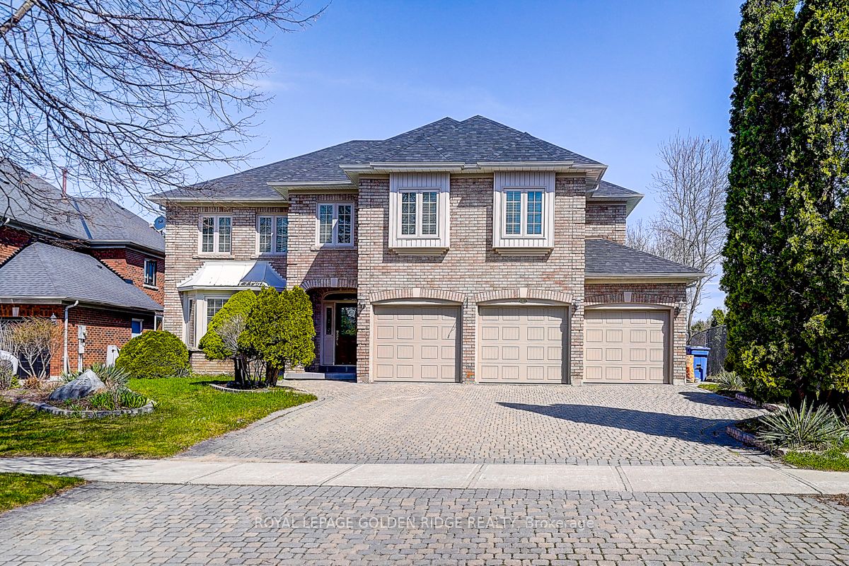725 Exceller Circle, Newmarket, ON L3X 1P4