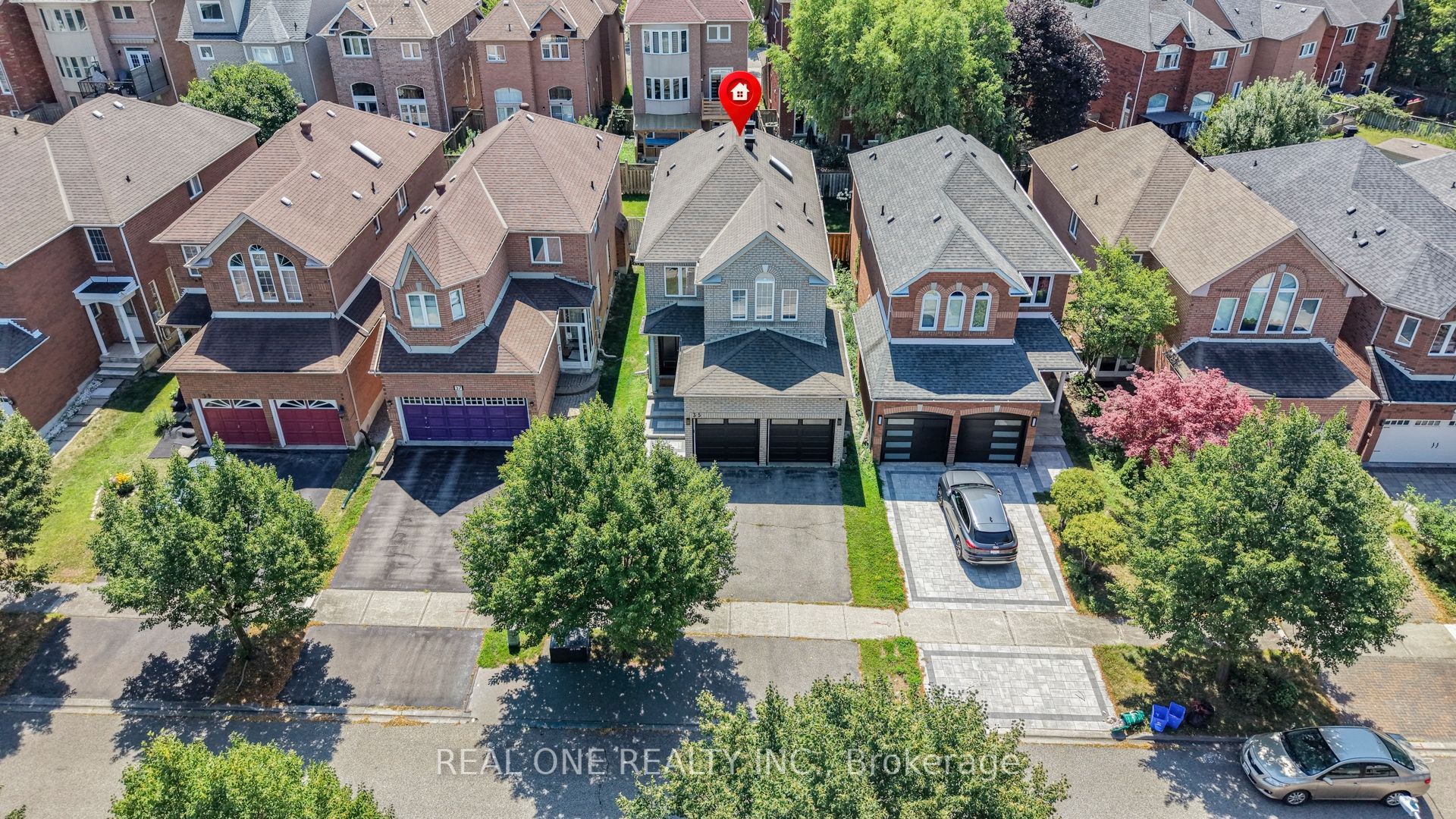35 Formosa Drive, Richmond Hill, ON L4S 1S6 photo 2