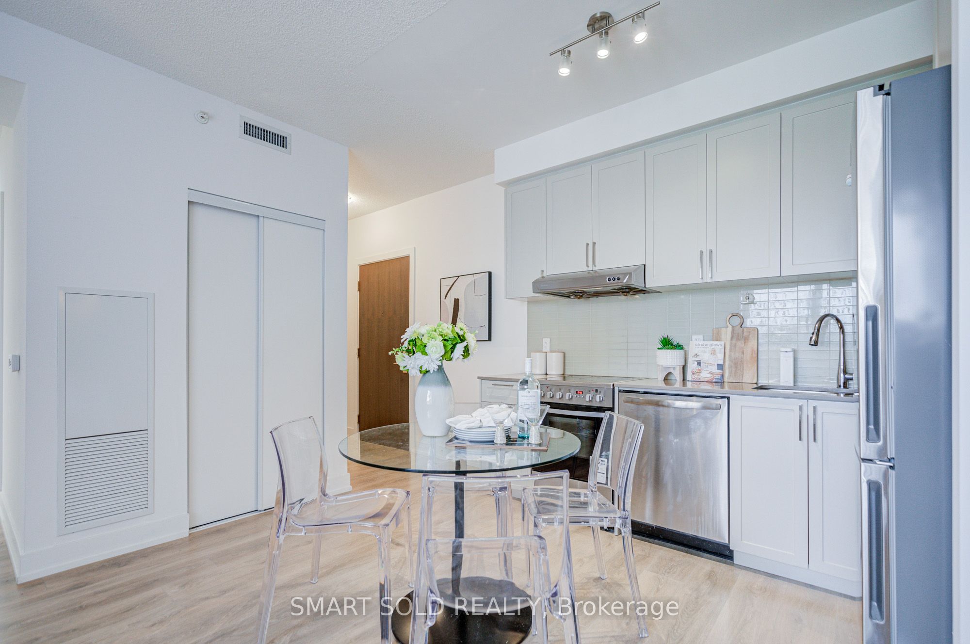 268 Buchanan Drive 305W, Markham, ON L3R 8G9 photo 5