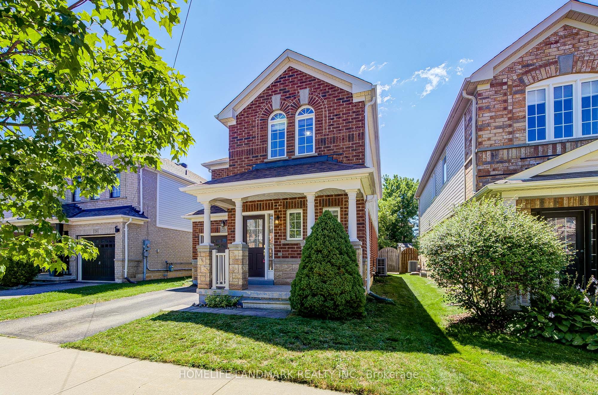 20 Richard Coulson Crescent, Whitchurch-Stouffville, ON L4A 0G7 photo 2