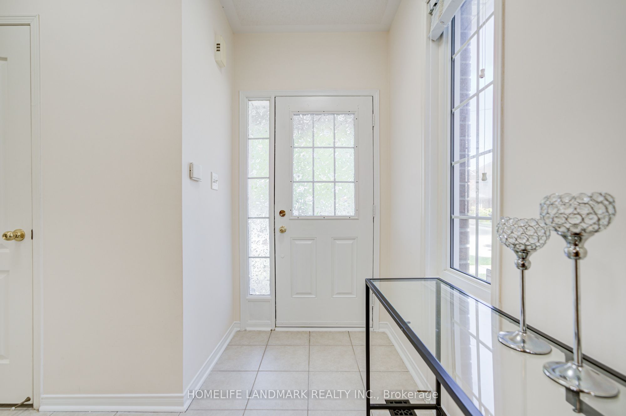 20 Richard Coulson Crescent, Whitchurch-Stouffville, ON L4A 0G7 photo 5