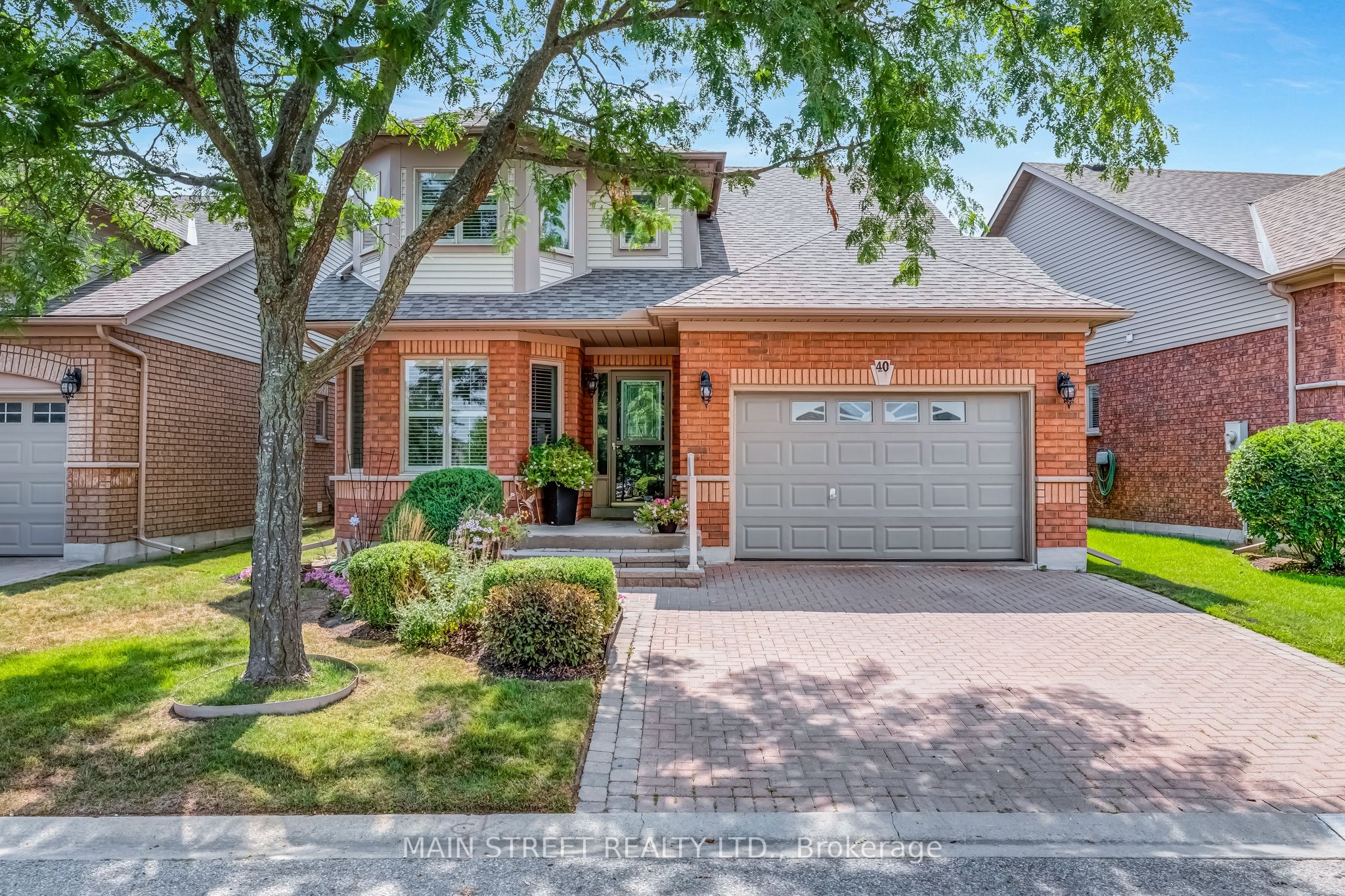 40 Via Amici, New Tecumseth, ON L9R 2B4 photo 2