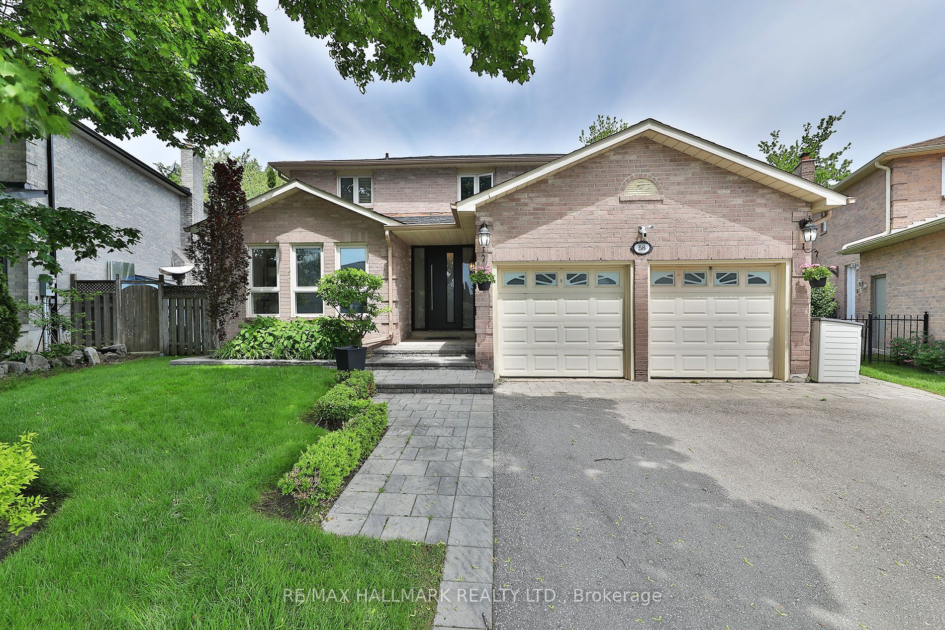 58 Pickett Crescent, Richmond Hill, ON L4C 9L3