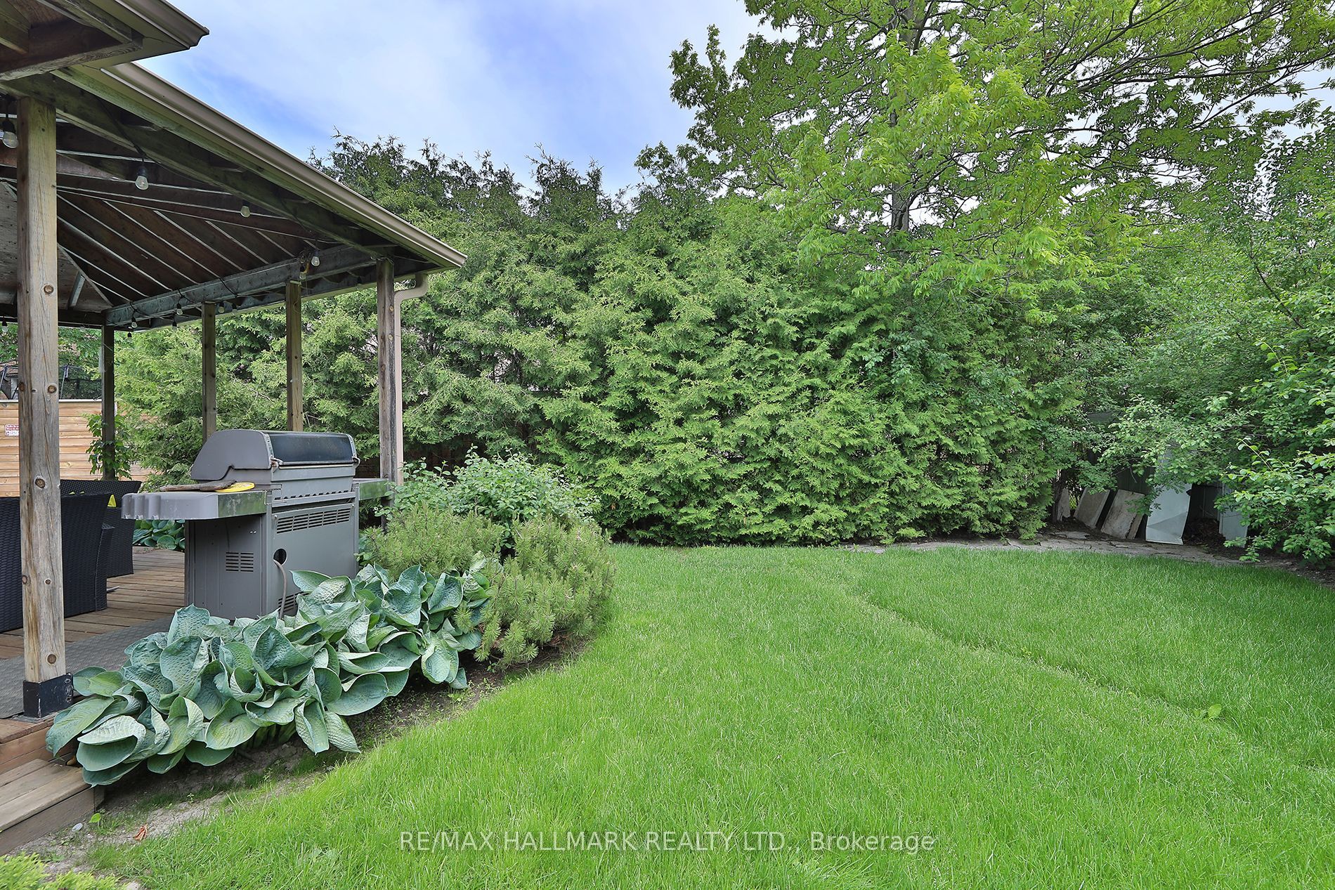 58 Pickett Crescent, Richmond Hill, ON L4C 9L3 photo 3