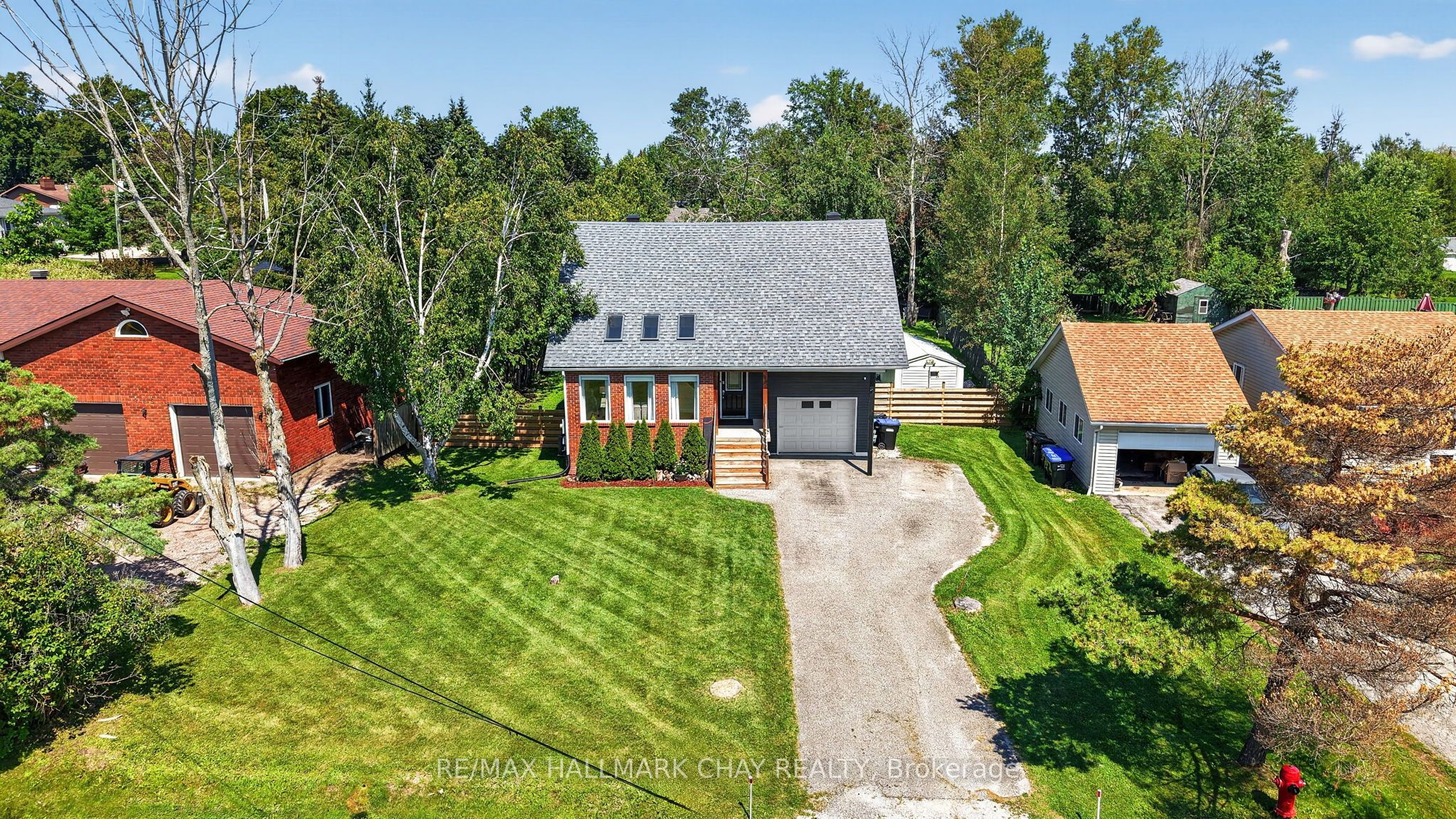 940 Nantyr Drive, Innisfil, ON L9S 1S7