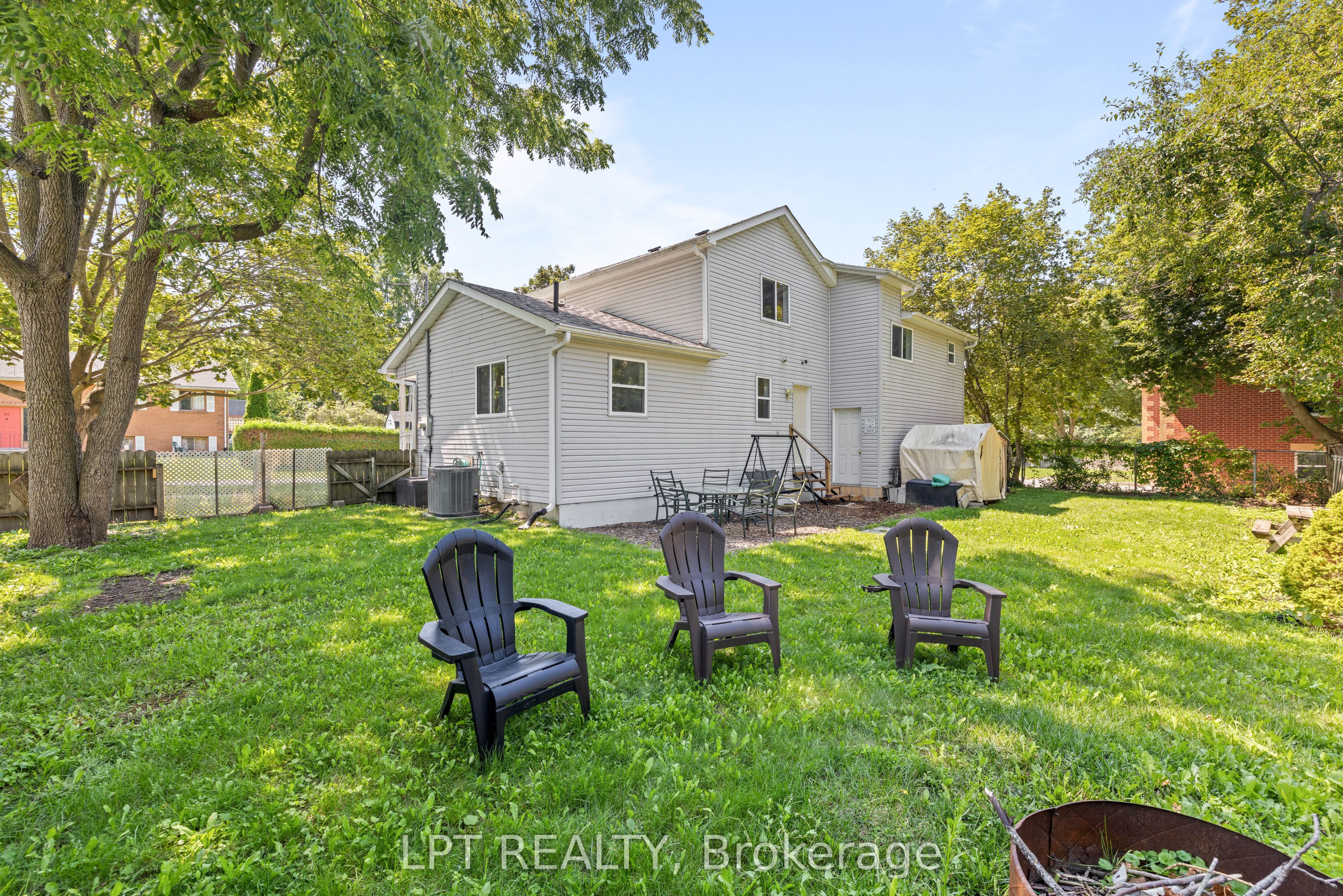 77 Munro St West Street W, Brock, ON L0E 1E0 photo 2