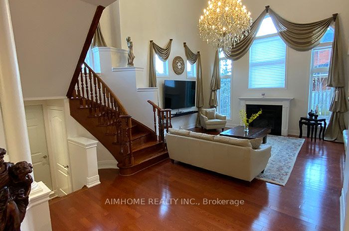 117 Snively Street, Richmond Hill, ON L4E 4N9 photo 3