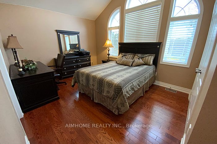 117 Snively Street, Richmond Hill, ON L4E 4N9 photo 4